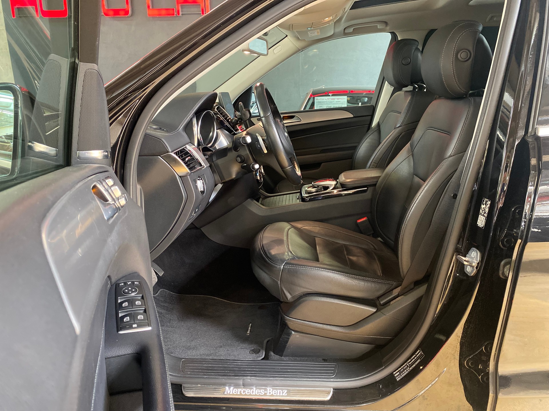 MERCEDES-BENZ GLS 350 d 4Matic 9G-TRONIC-image-8