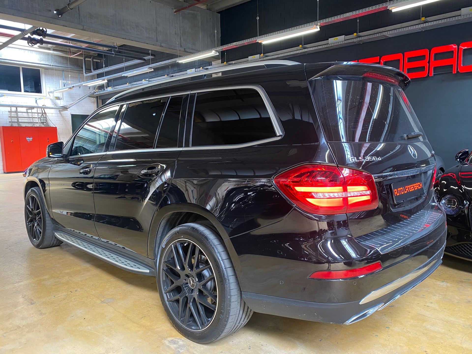 MERCEDES-BENZ GLS 350 d 4Matic 9G-TRONIC-image-4
