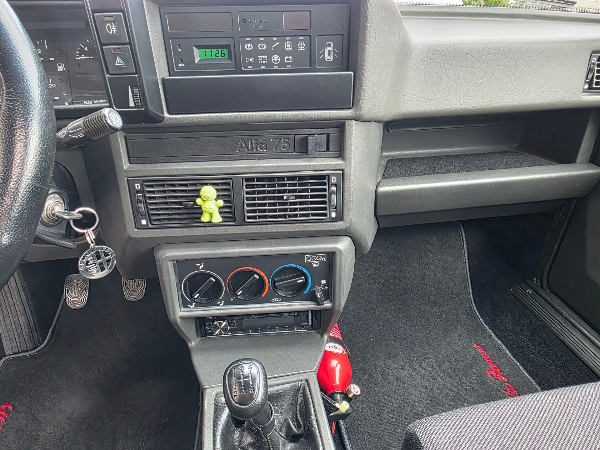 ALFA ROMEO 75 3.0 V6 Q Verde 192PS-image-13