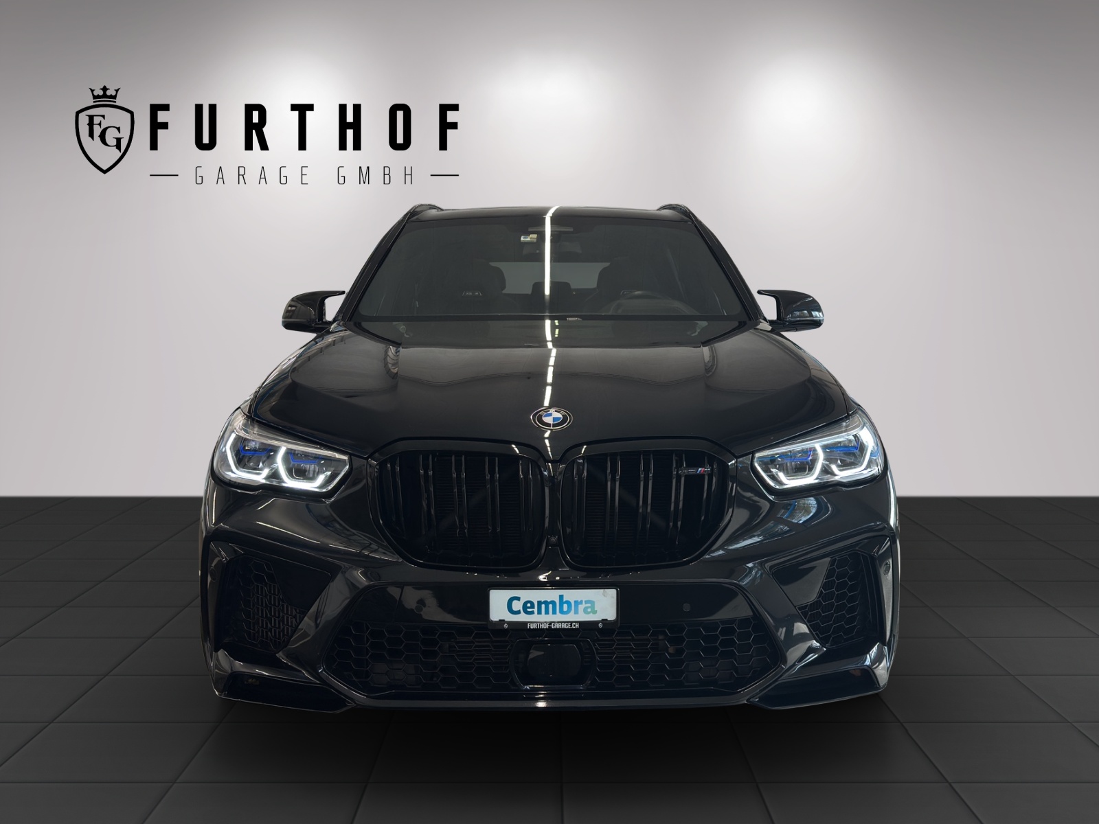 BMW X5M Competition Steptronic Competition mit AKRAPOVIC-image-4