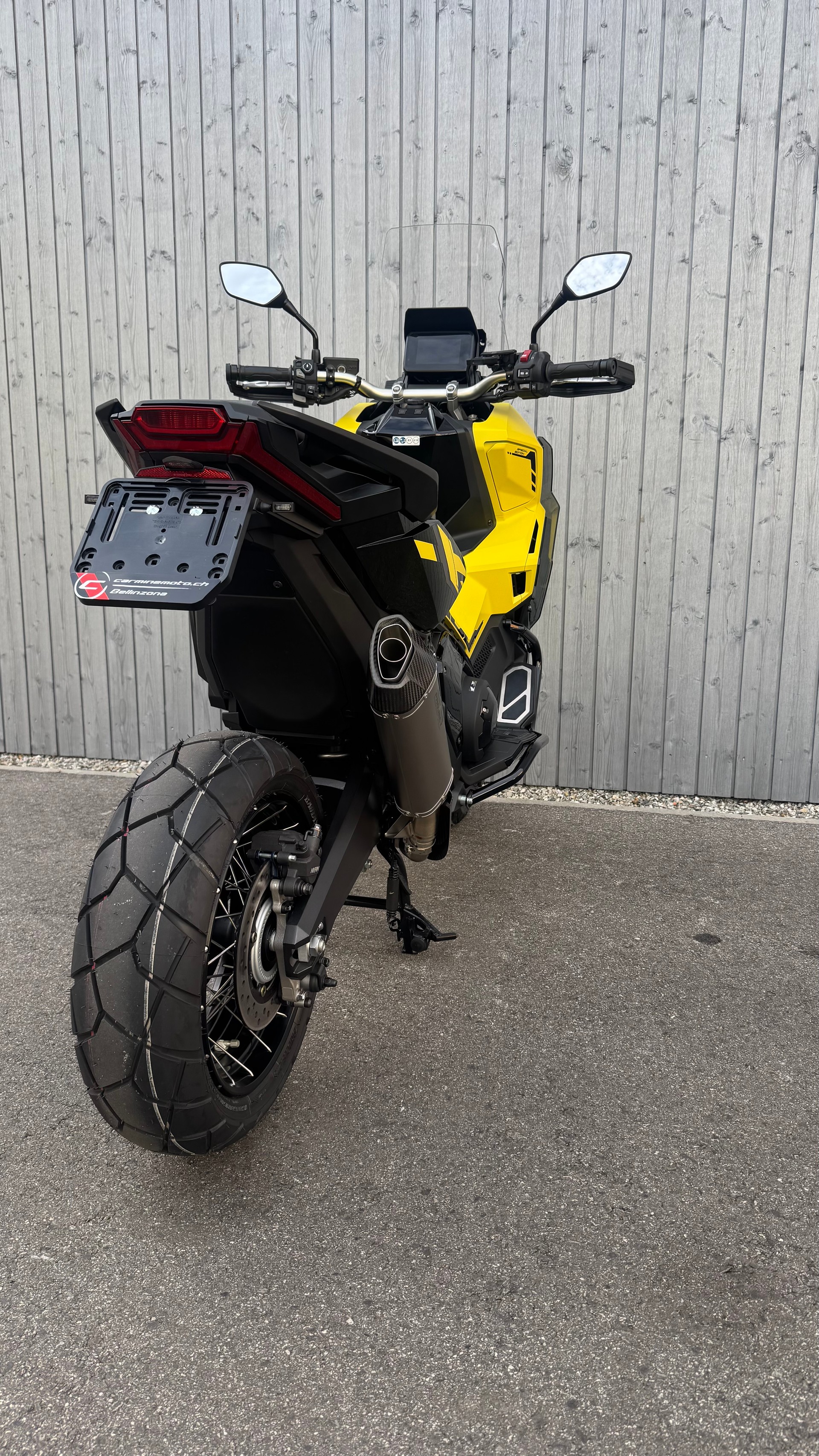 HONDA X-ADV 750-image-5