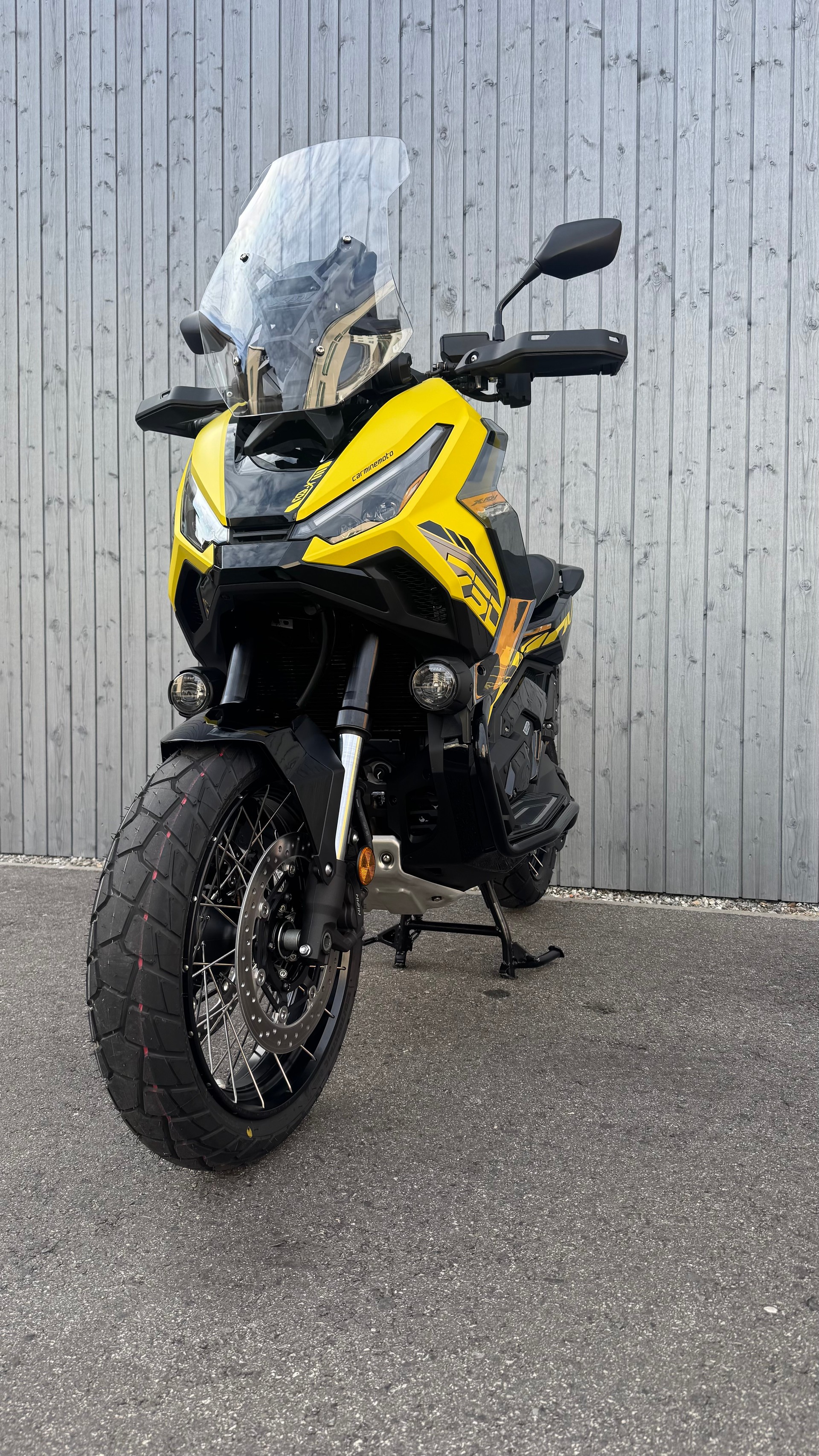 HONDA X-ADV 750-image-2