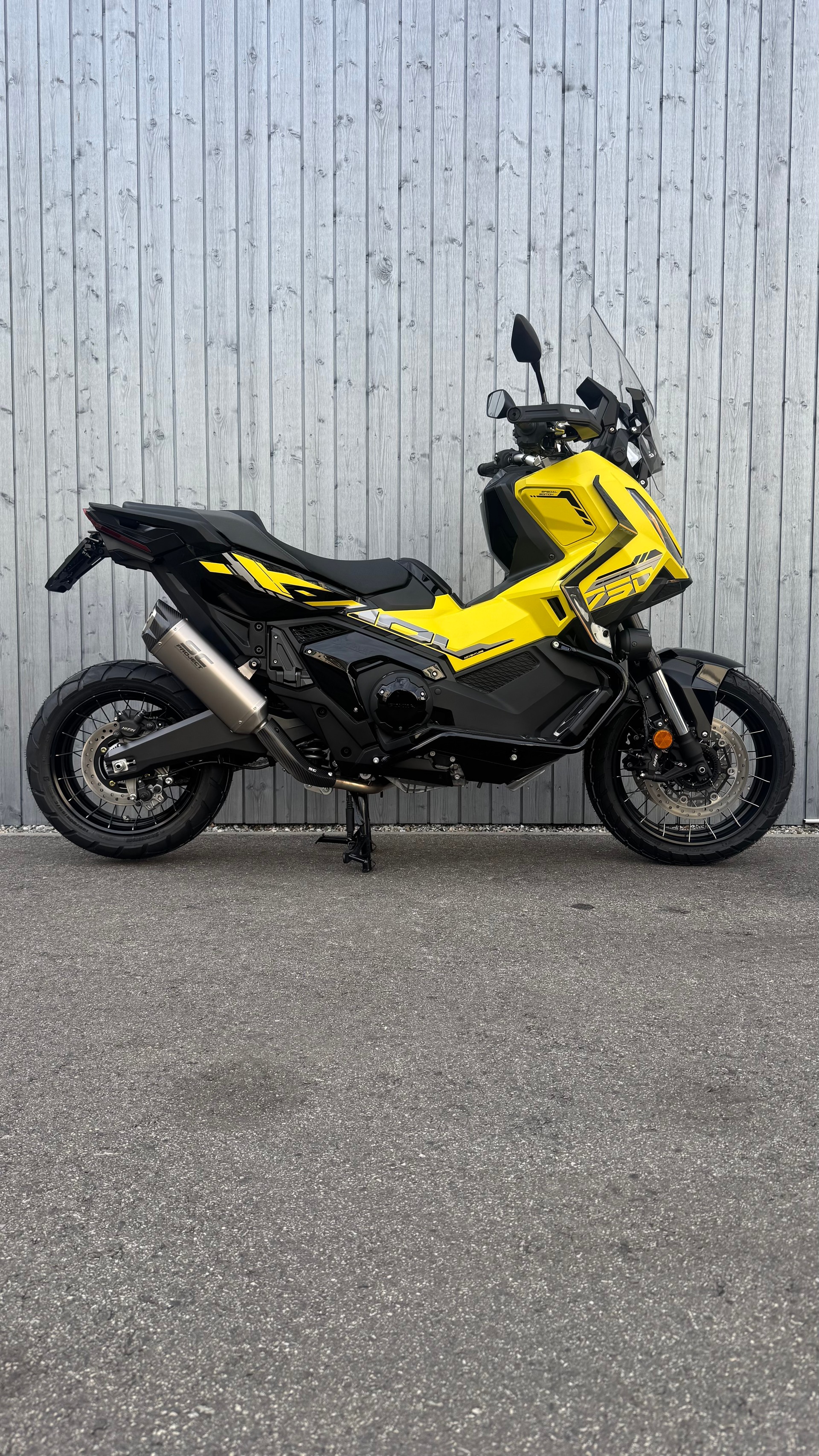 HONDA X-ADV 750-image-0