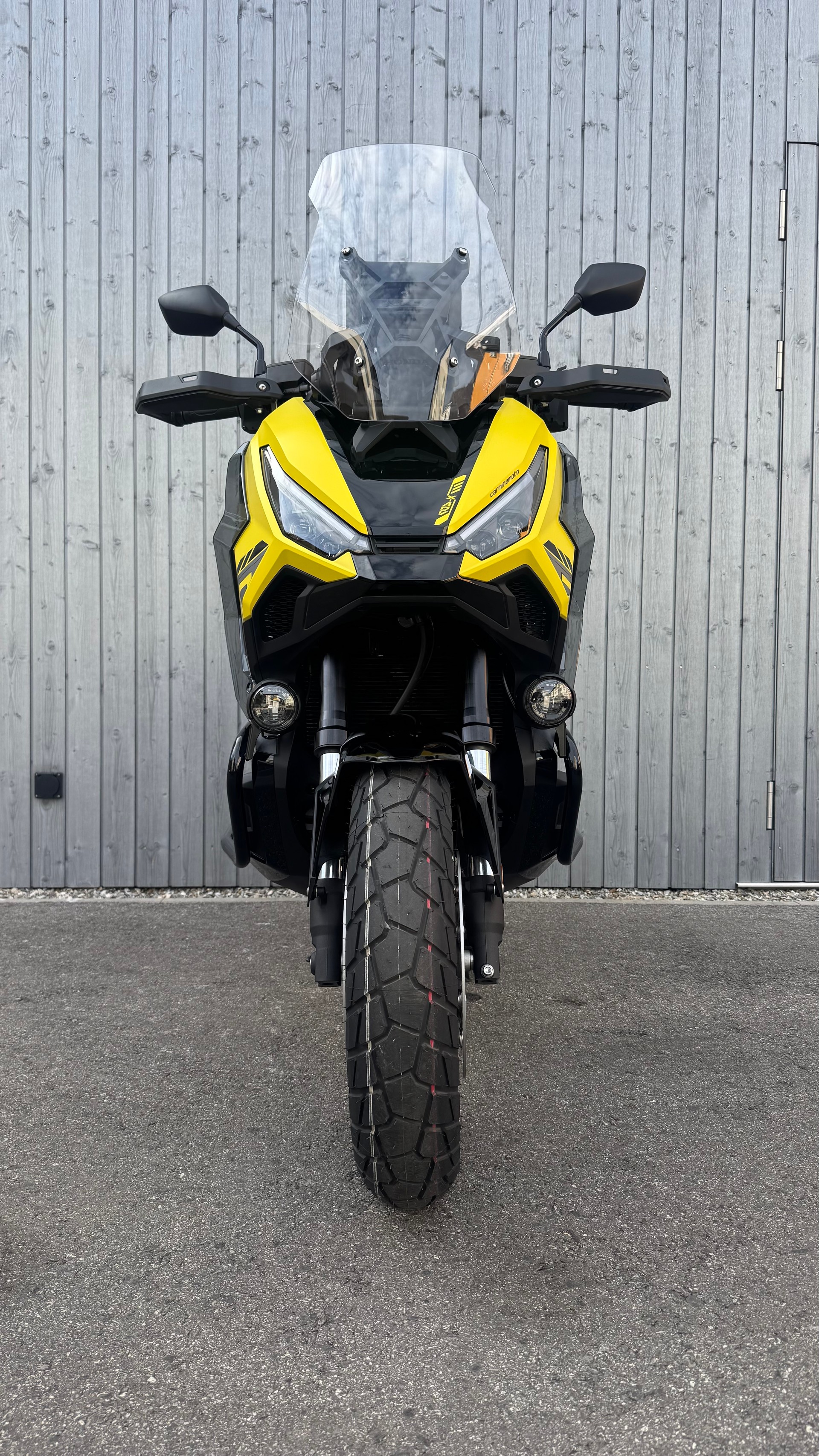 HONDA X-ADV 750-image-3