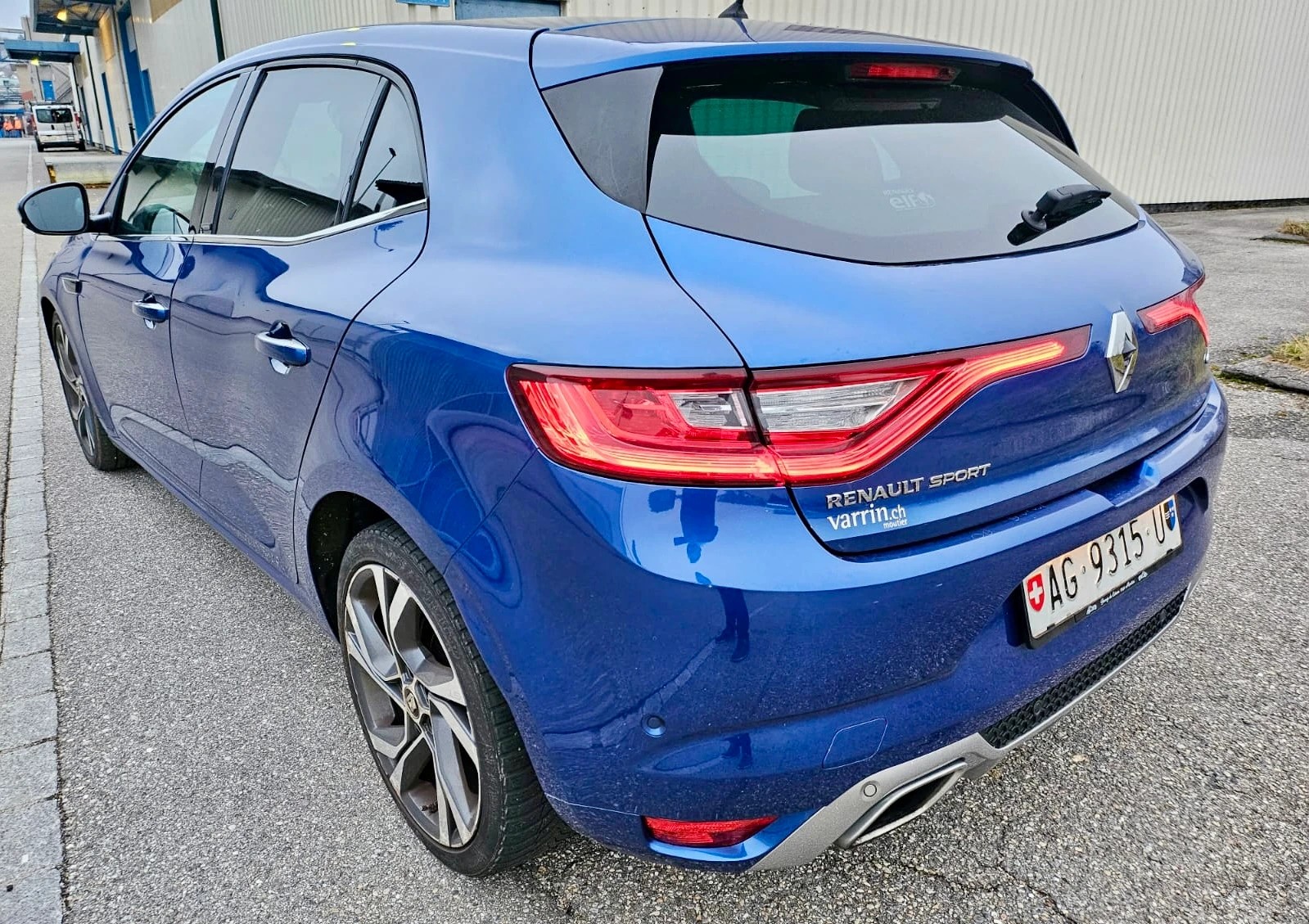 RENAULT Mégane 1.6 16V Turbo GT EDC-image-5