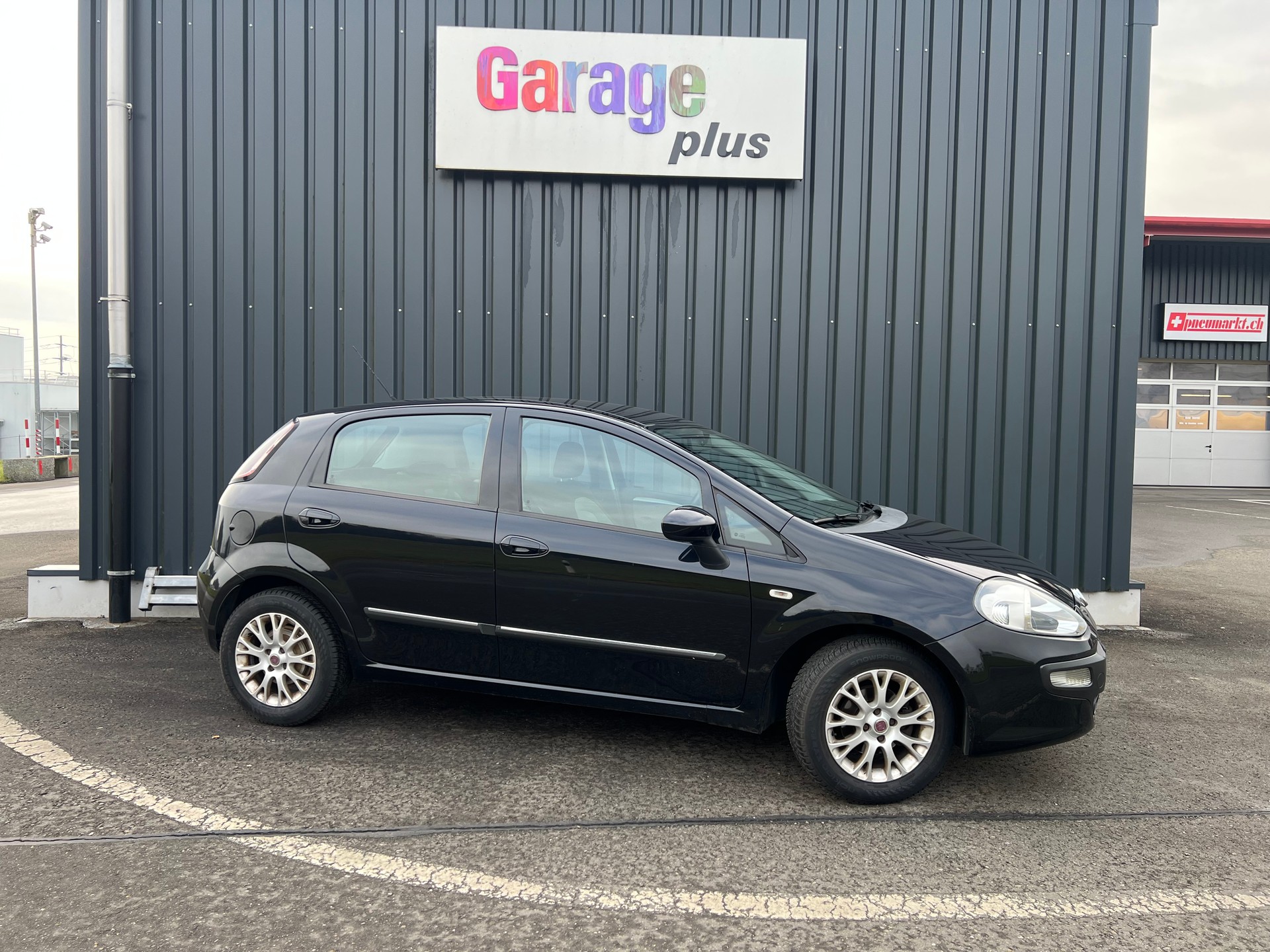 FIAT Punto 1.4 Dynamic-image-4