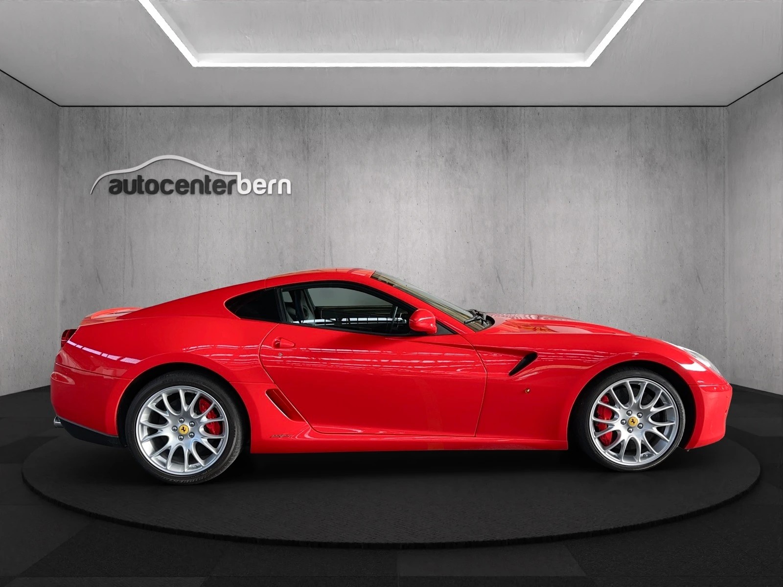 FERRARI 599 GTB-image-7