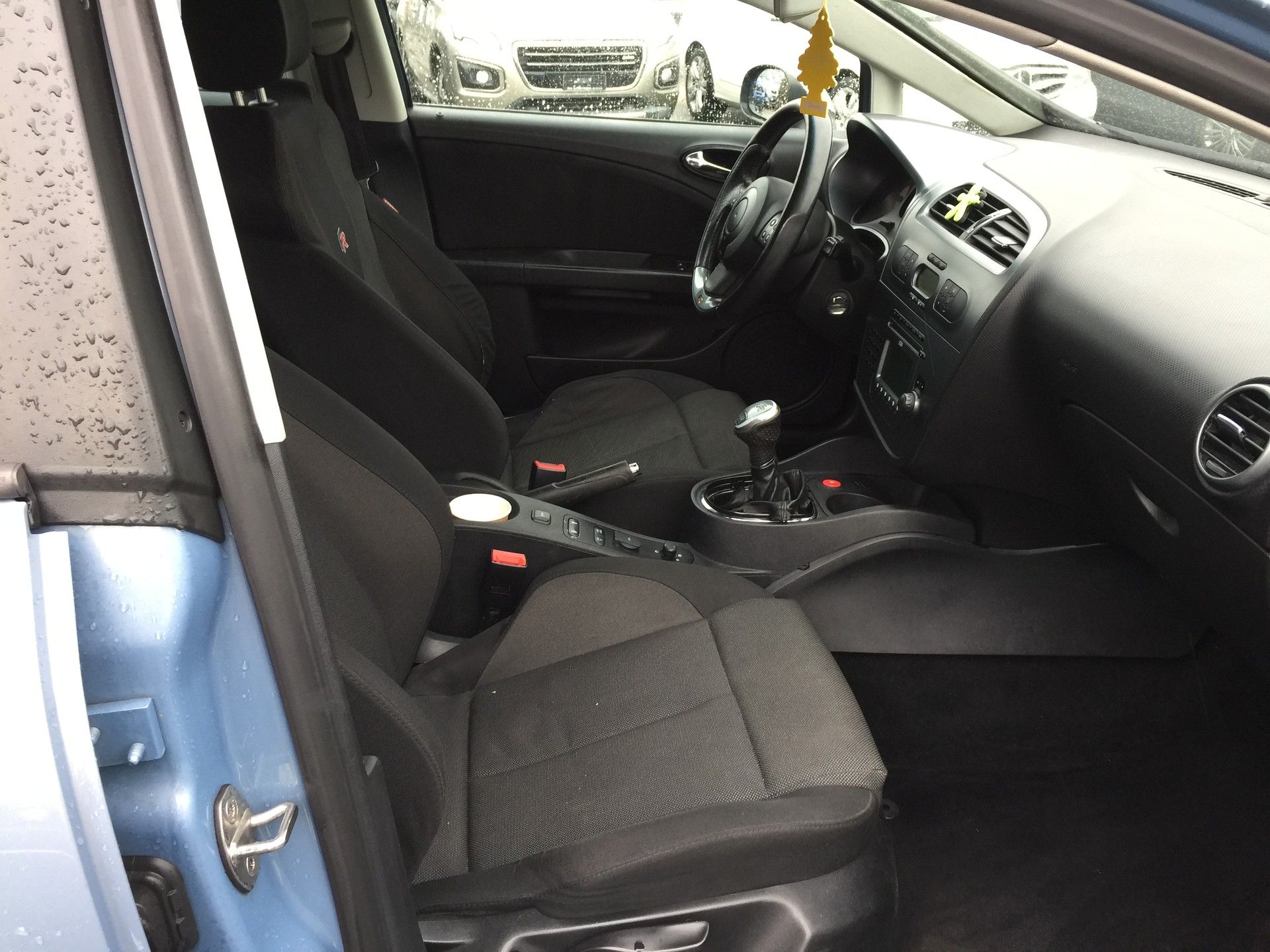 SEAT Leon 2.0 TSI FR-image-9