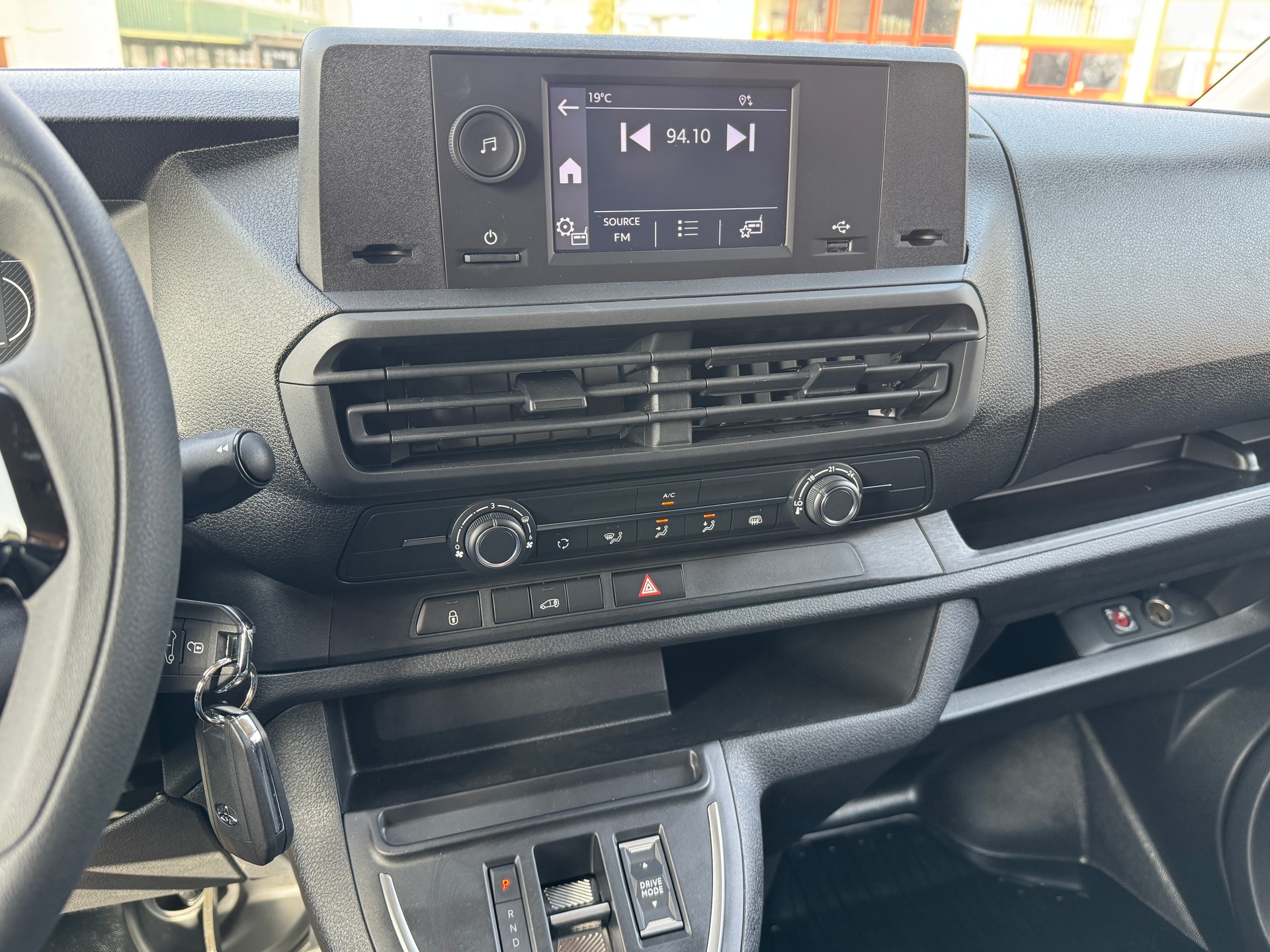 TOYOTA PROACE Van L1 75KWh Comfort-image-15