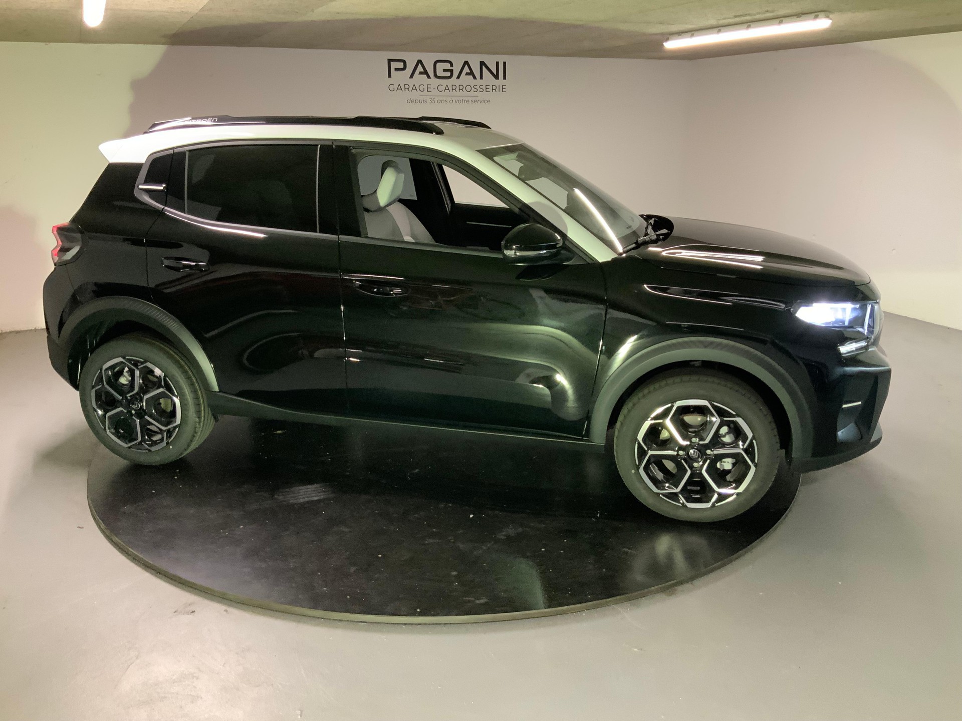 CITROEN C3 1.2 Hybrid Max-showroom-element-2