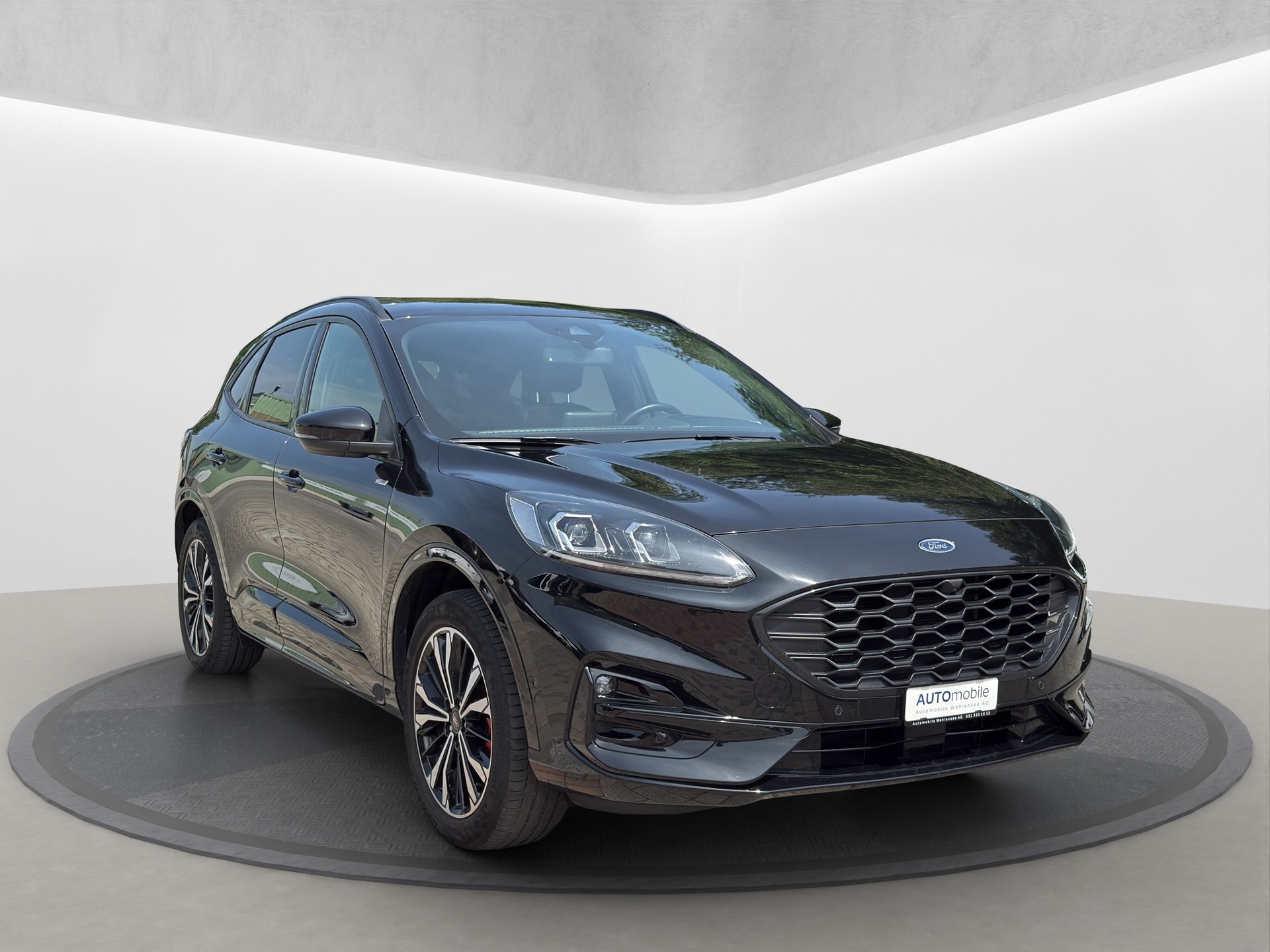 FORD Kuga 2.5 PHEV ST-Line X 2WD-showroom-element-3