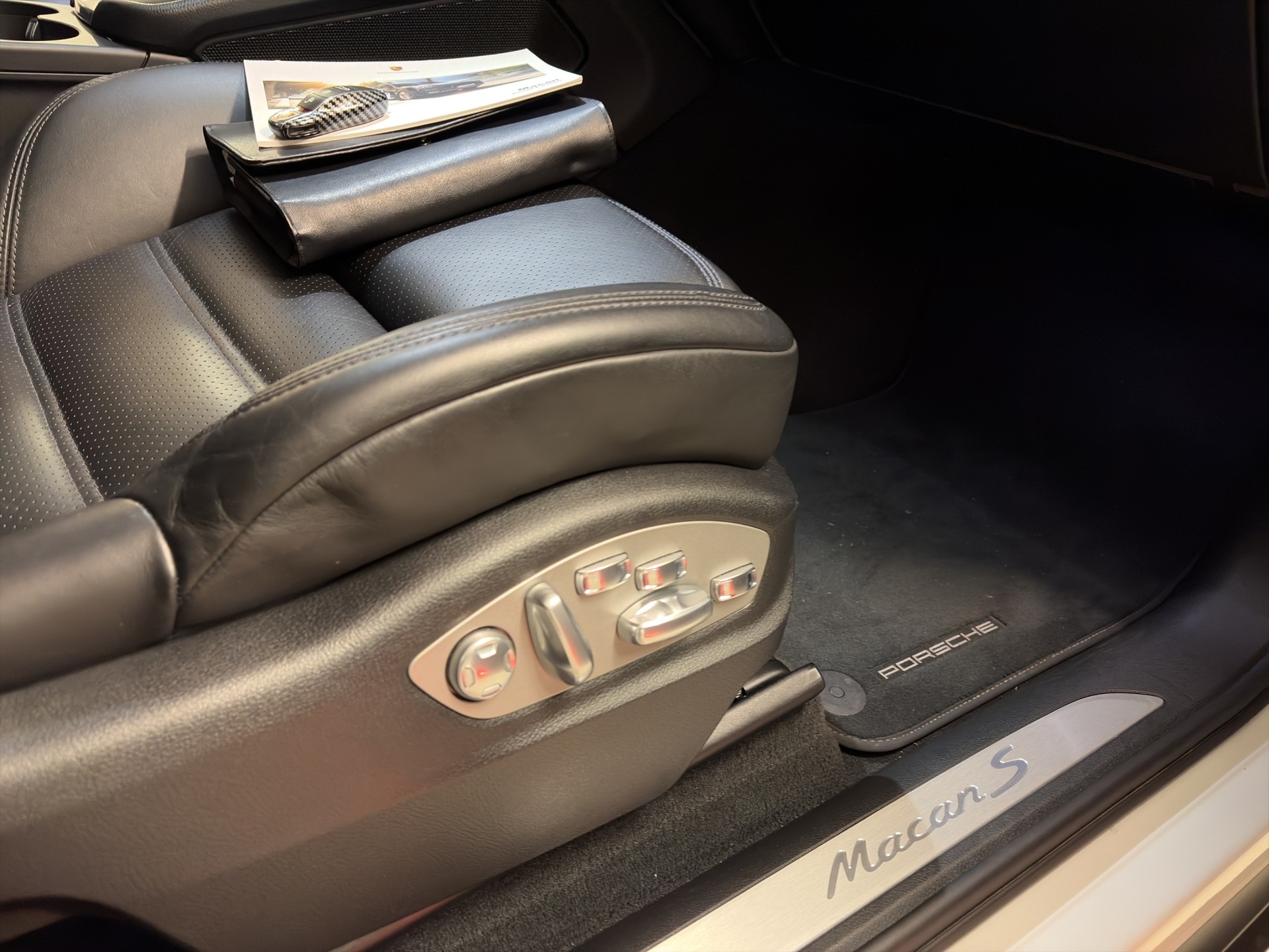PORSCHE Macan S Diesel PDK-image-18