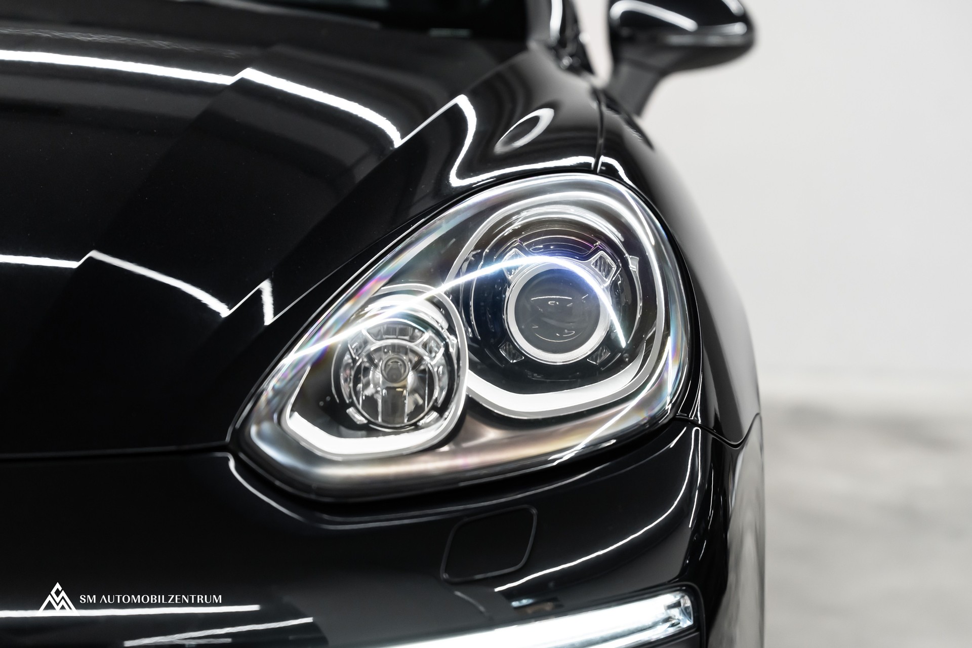 PORSCHE Cayenne Diesel / Bose / Luftfahrwerk / Rückfahrkamera-showroom-element-2