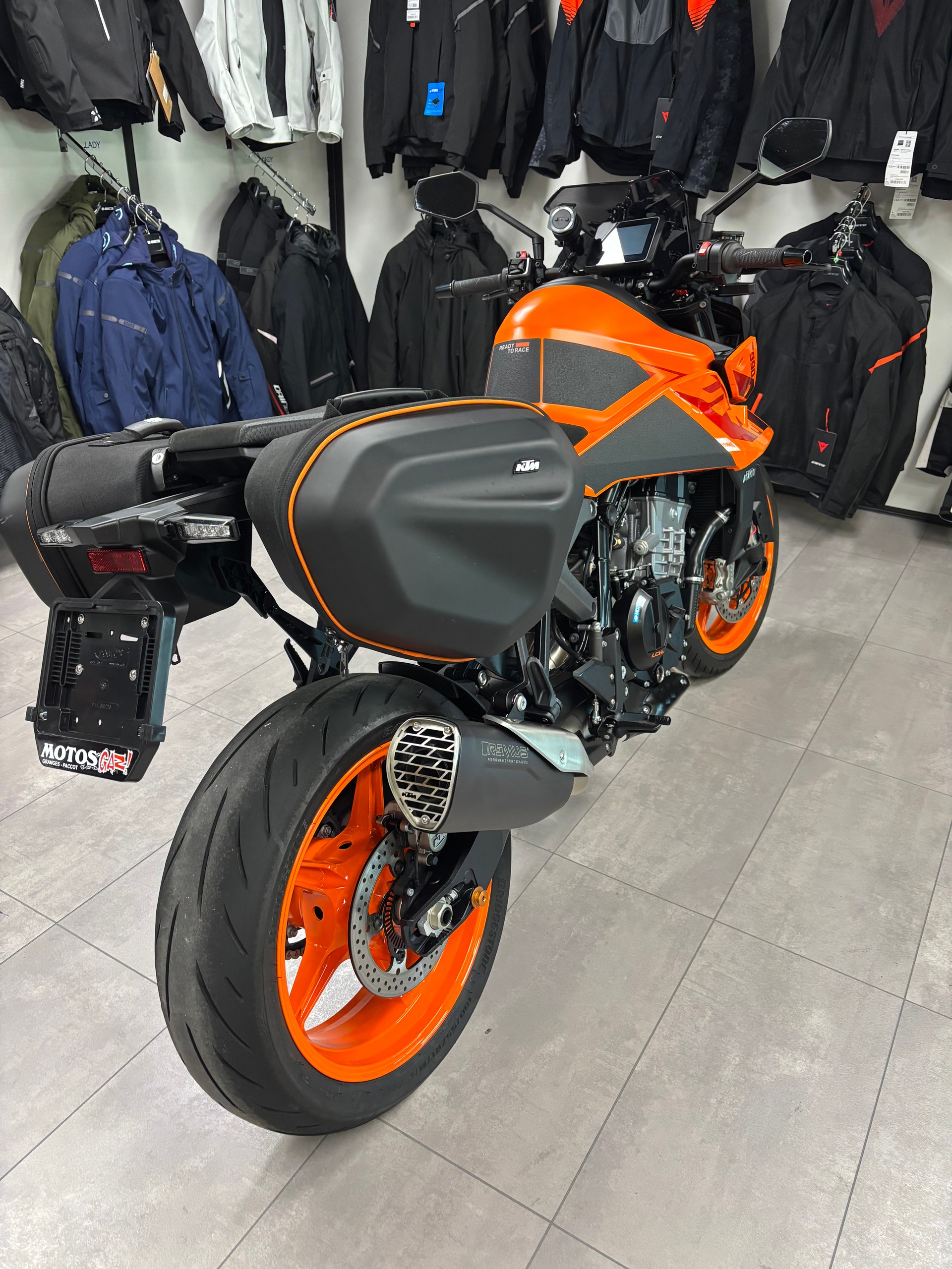 KTM 990 Duke-image-4
