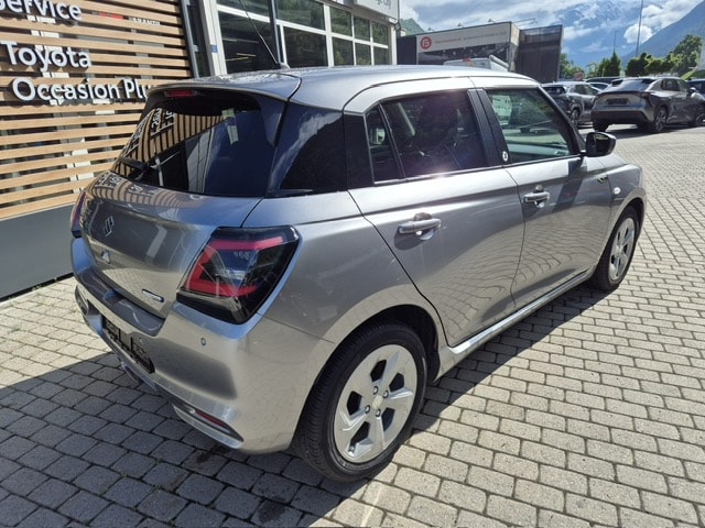 SUZUKI Swift 1.2 1st Edition Hybrid CVT-showroom-element-3