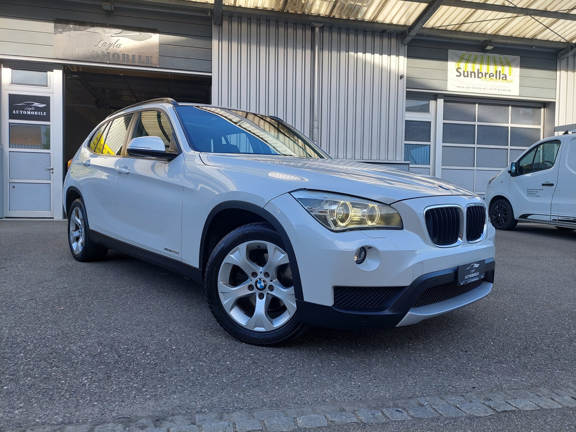 BMW X1 xDrive 20d Steptronic-image-6