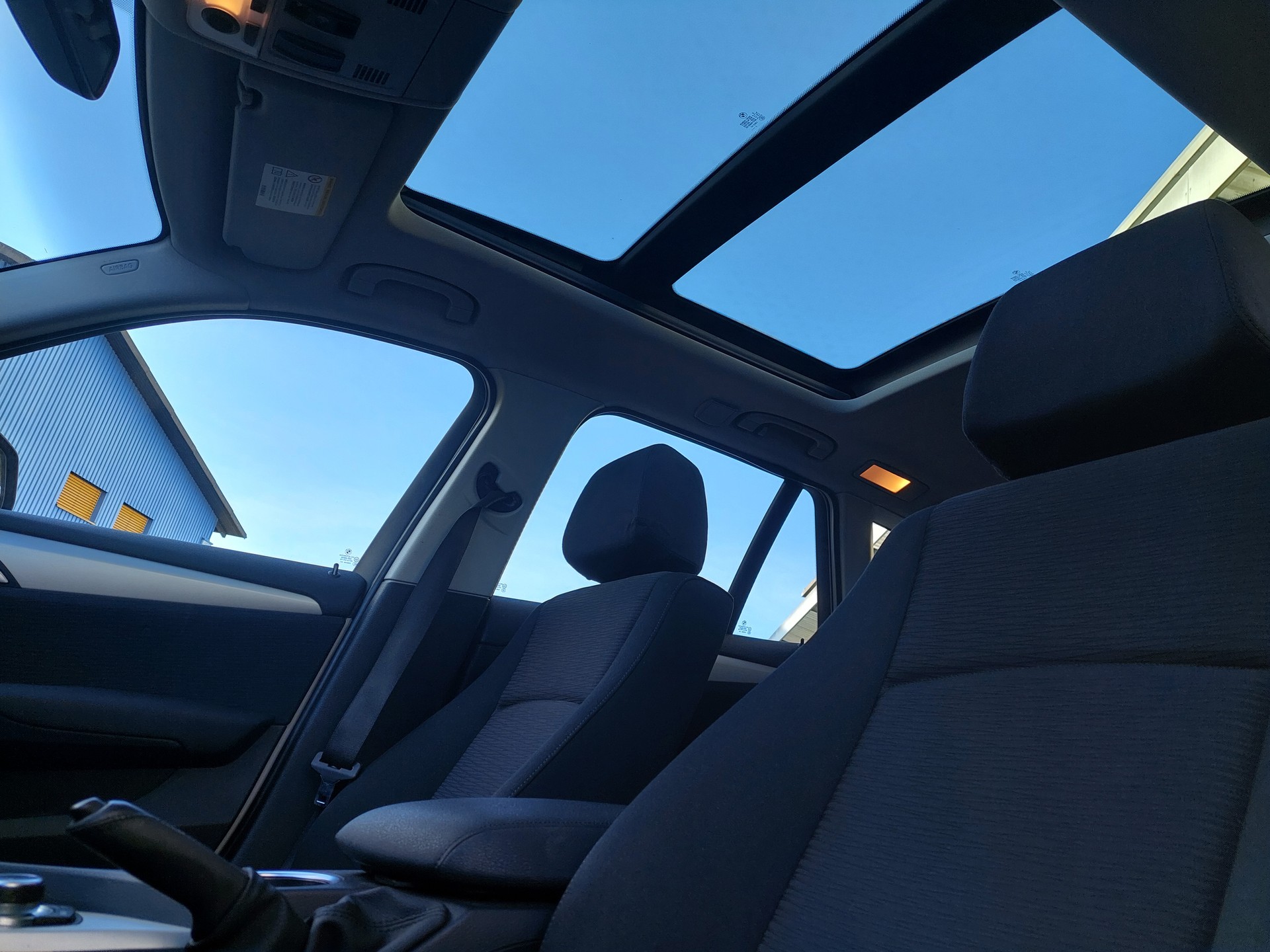 BMW X1 xDrive 20d Steptronic-image-12