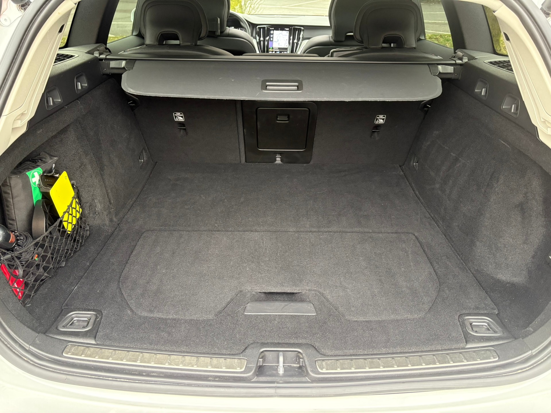 VOLVO Cross Country 2.0 B4 Mild Hybrid AWD-image-14