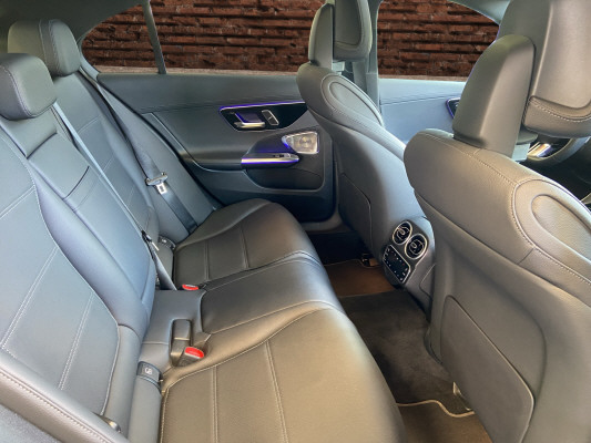 MERCEDES-BENZ C 200 4 Matic-image-13