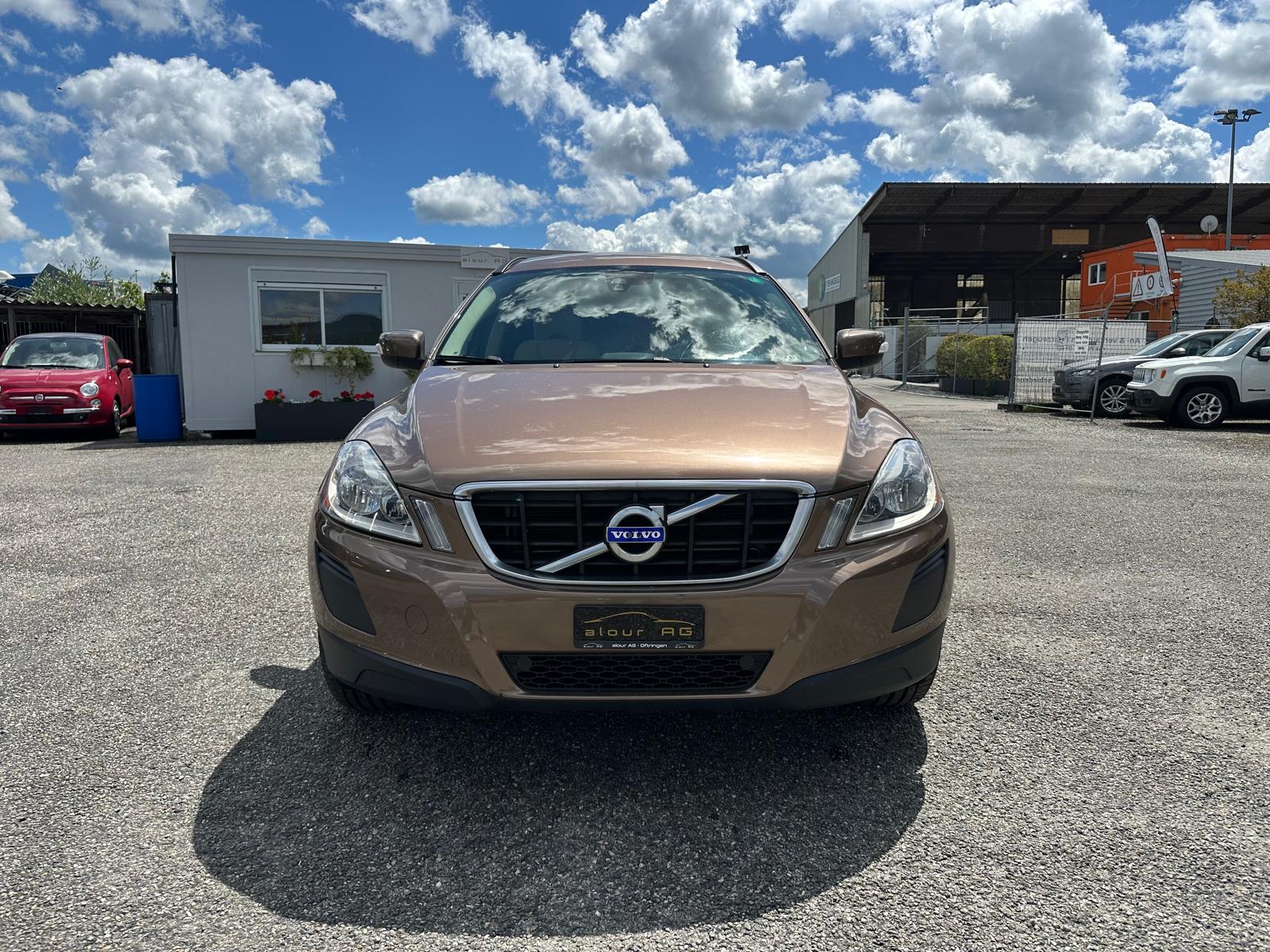 VOLVO XC60 2.4D AWD