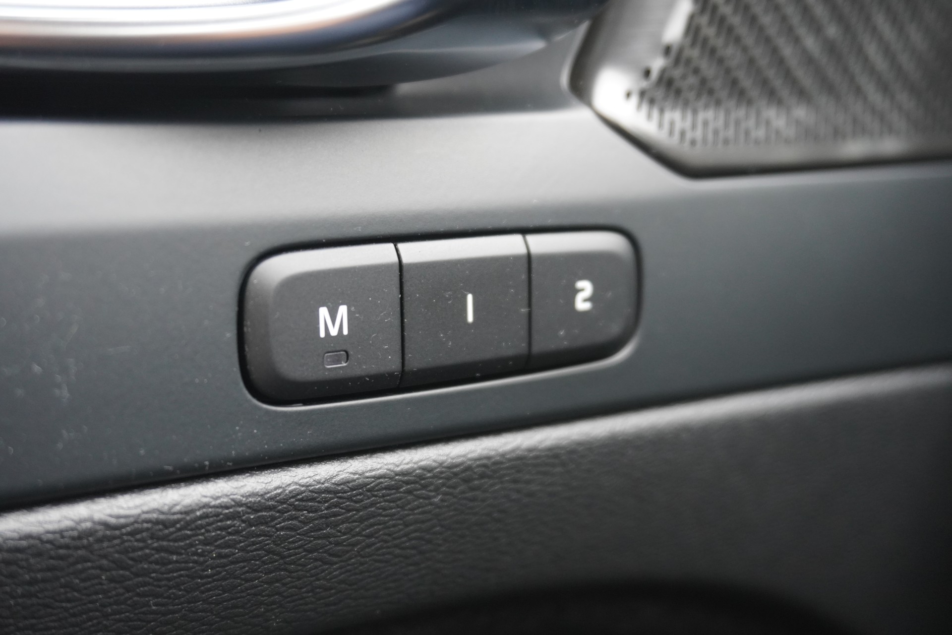 VOLVO C40 Recharge P8 Twin AWD Pure Electric Ultimate-image-37