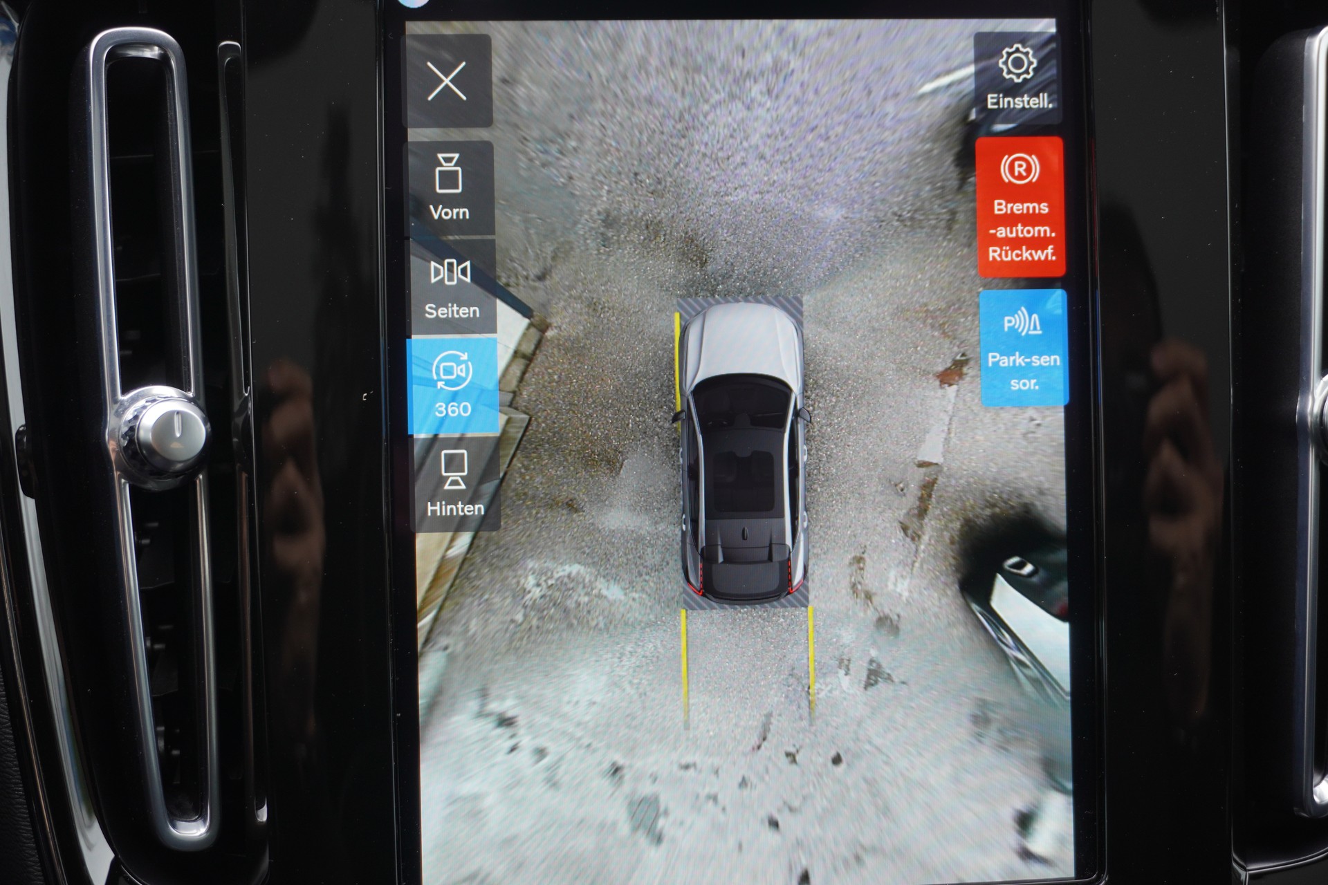 VOLVO C40 Recharge P8 Twin AWD Pure Electric Ultimate-image-22
