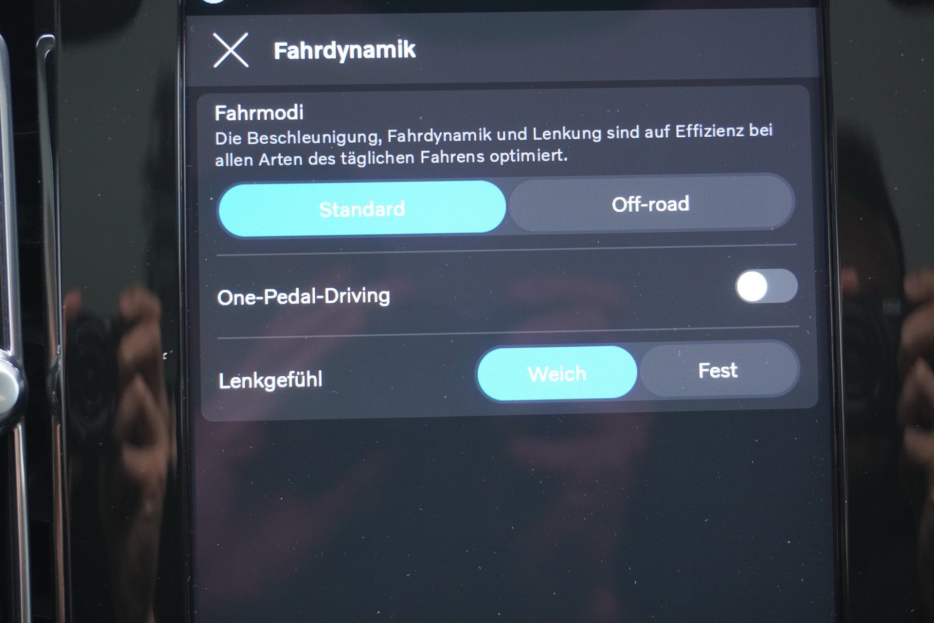 VOLVO C40 Recharge P8 Twin AWD Pure Electric Ultimate-image-24