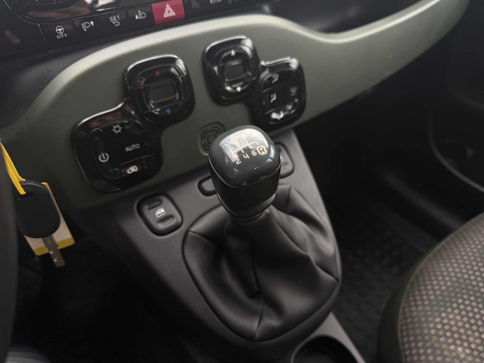 FIAT Panda 0.9 Twinair Turbo Climbing 4x4-image-11