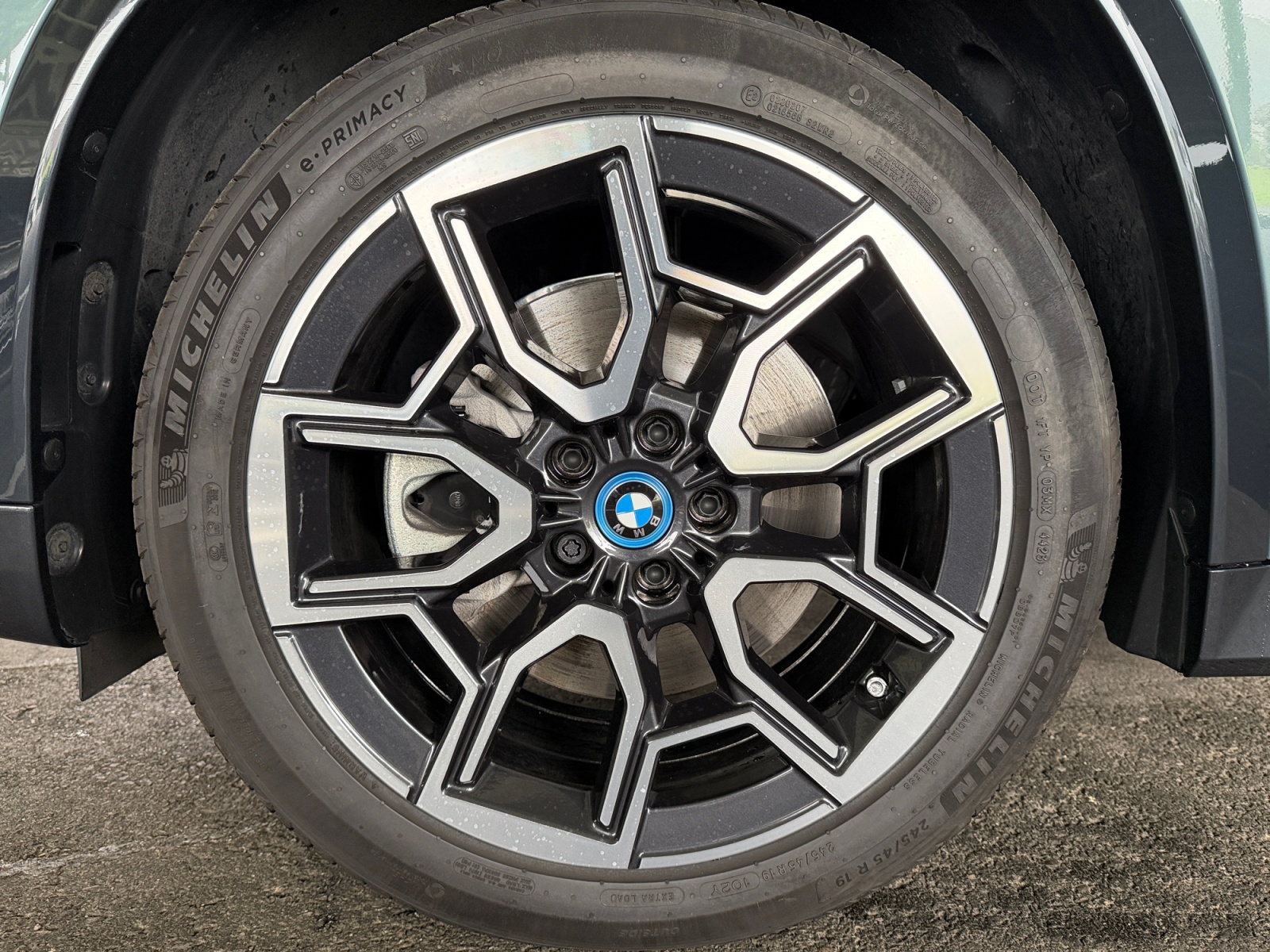BMW X1 30e xDrive-image-13