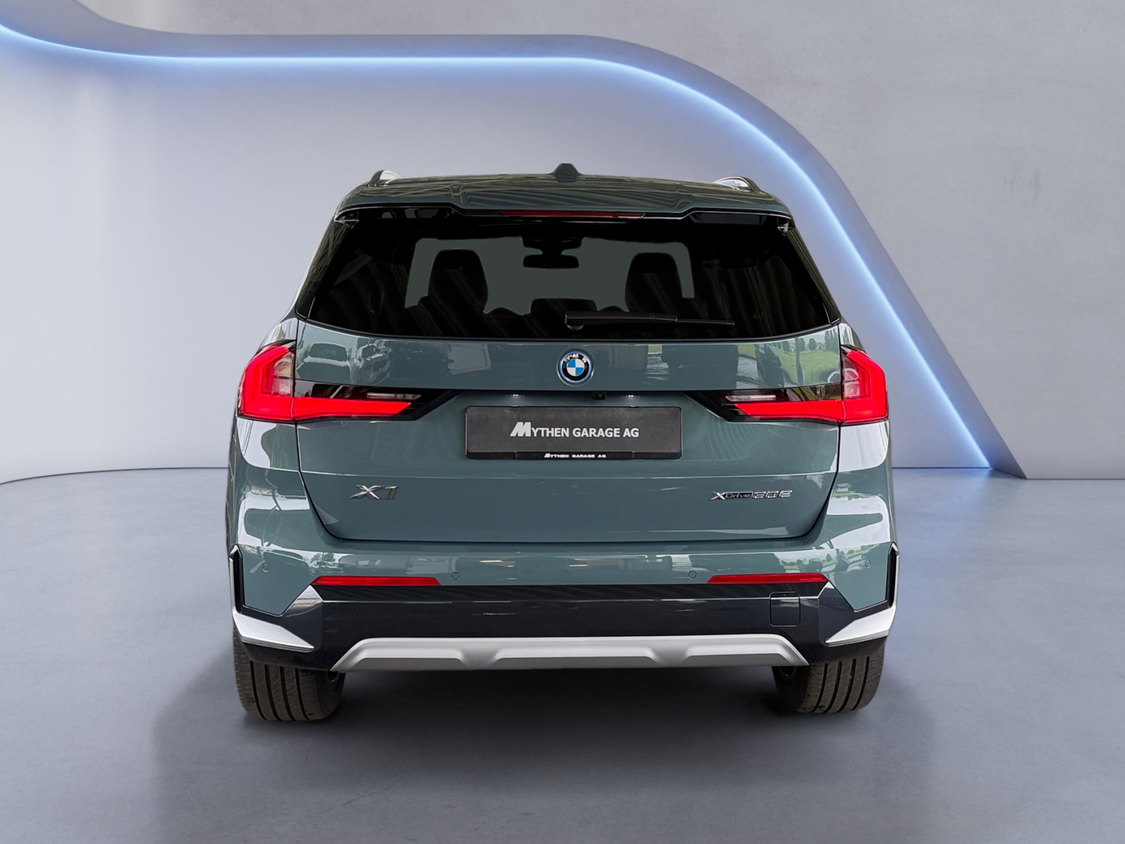 BMW X1 30e xDrive-showroom-element-3
