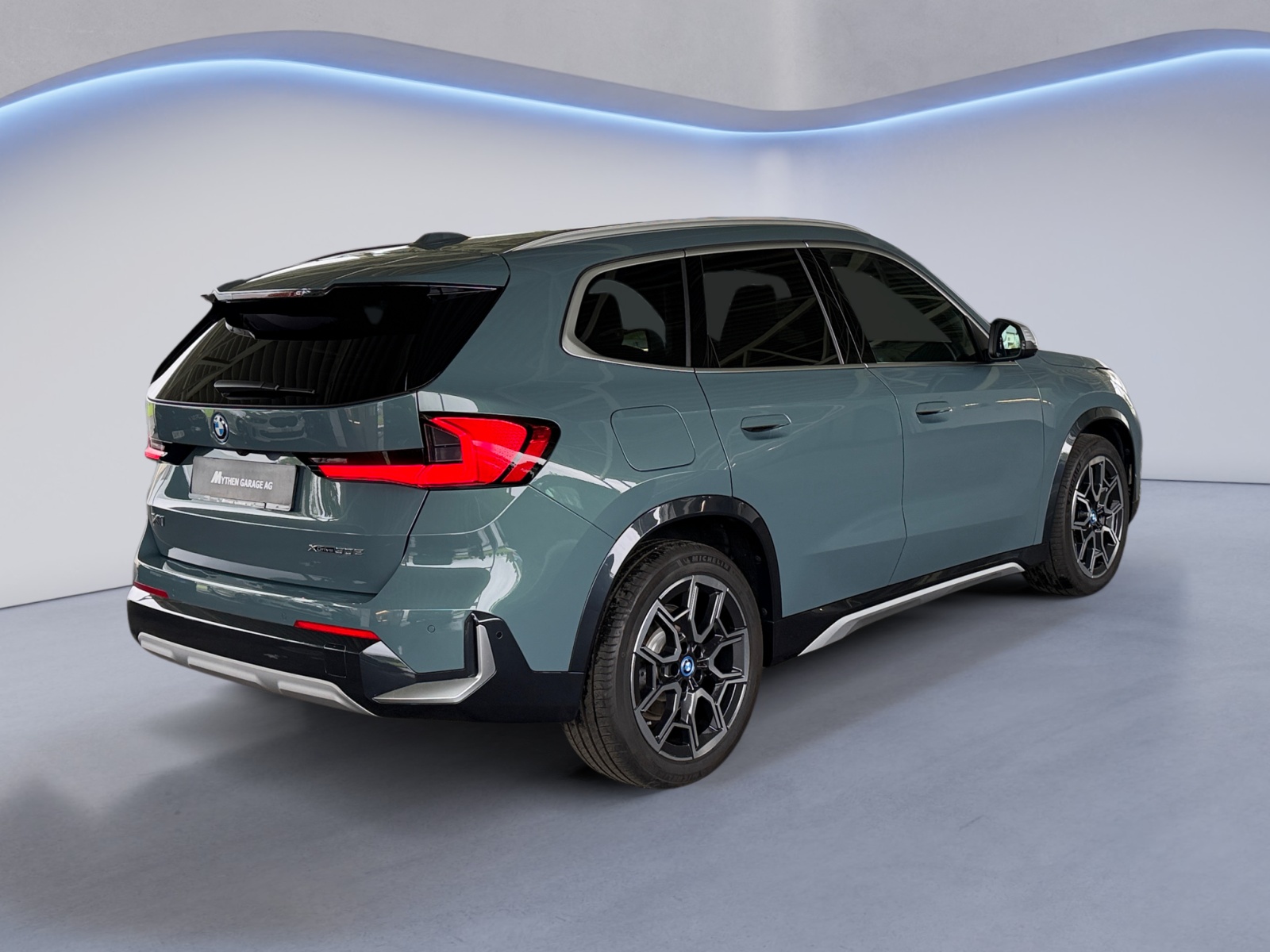 BMW X1 30e xDrive-image-4