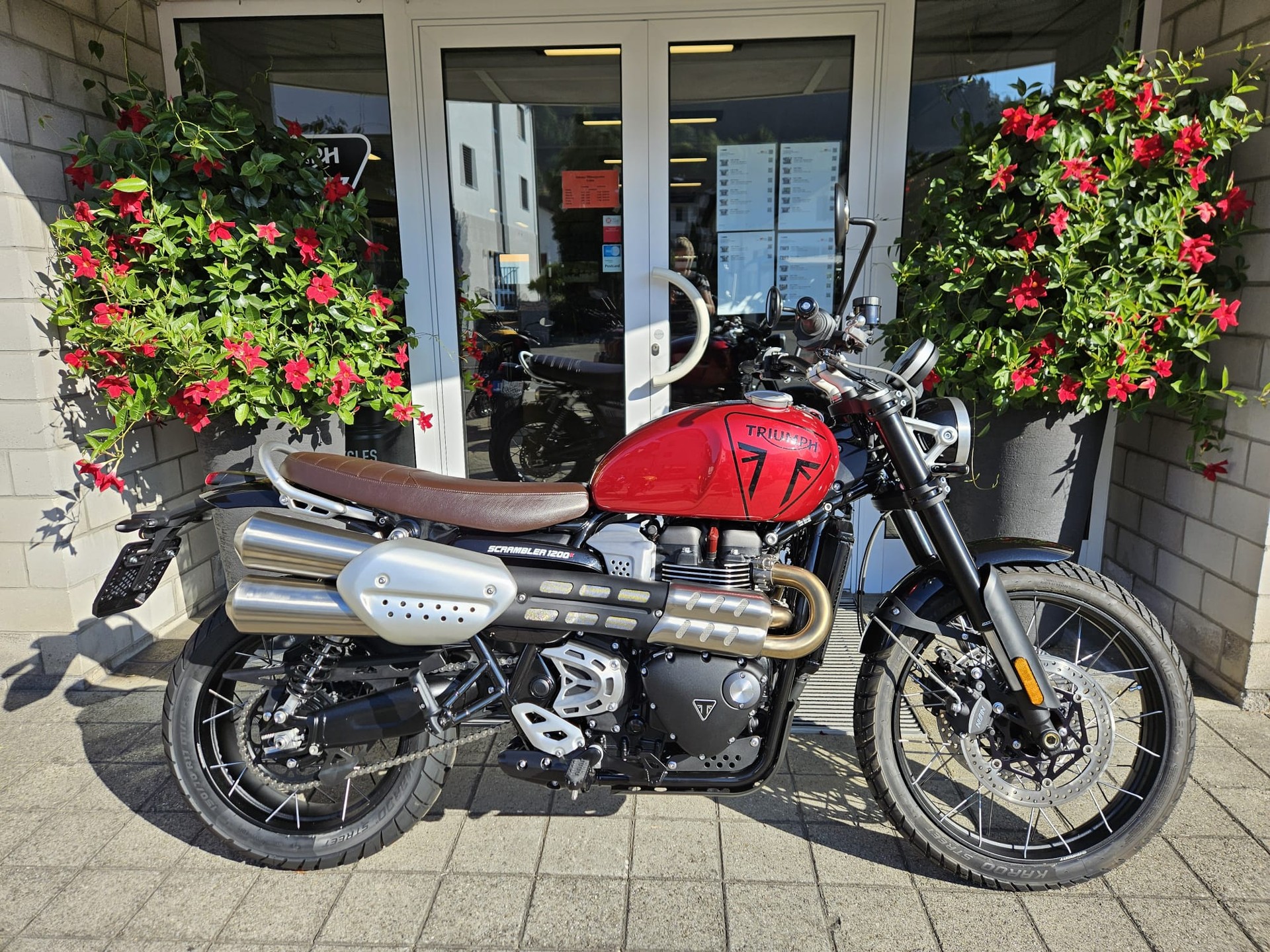 TRIUMPH Scrambler 1200 X-image-1