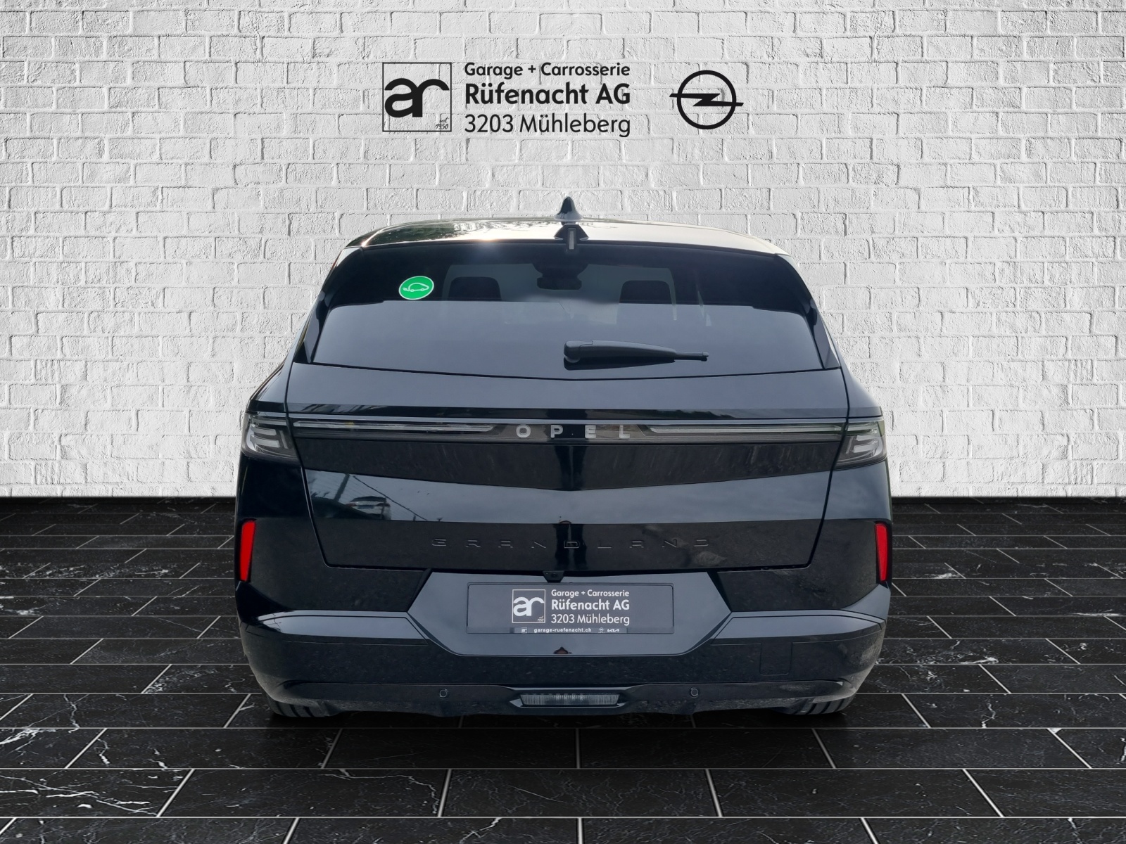 OPEL Grandland-e GS-showroom-element-3