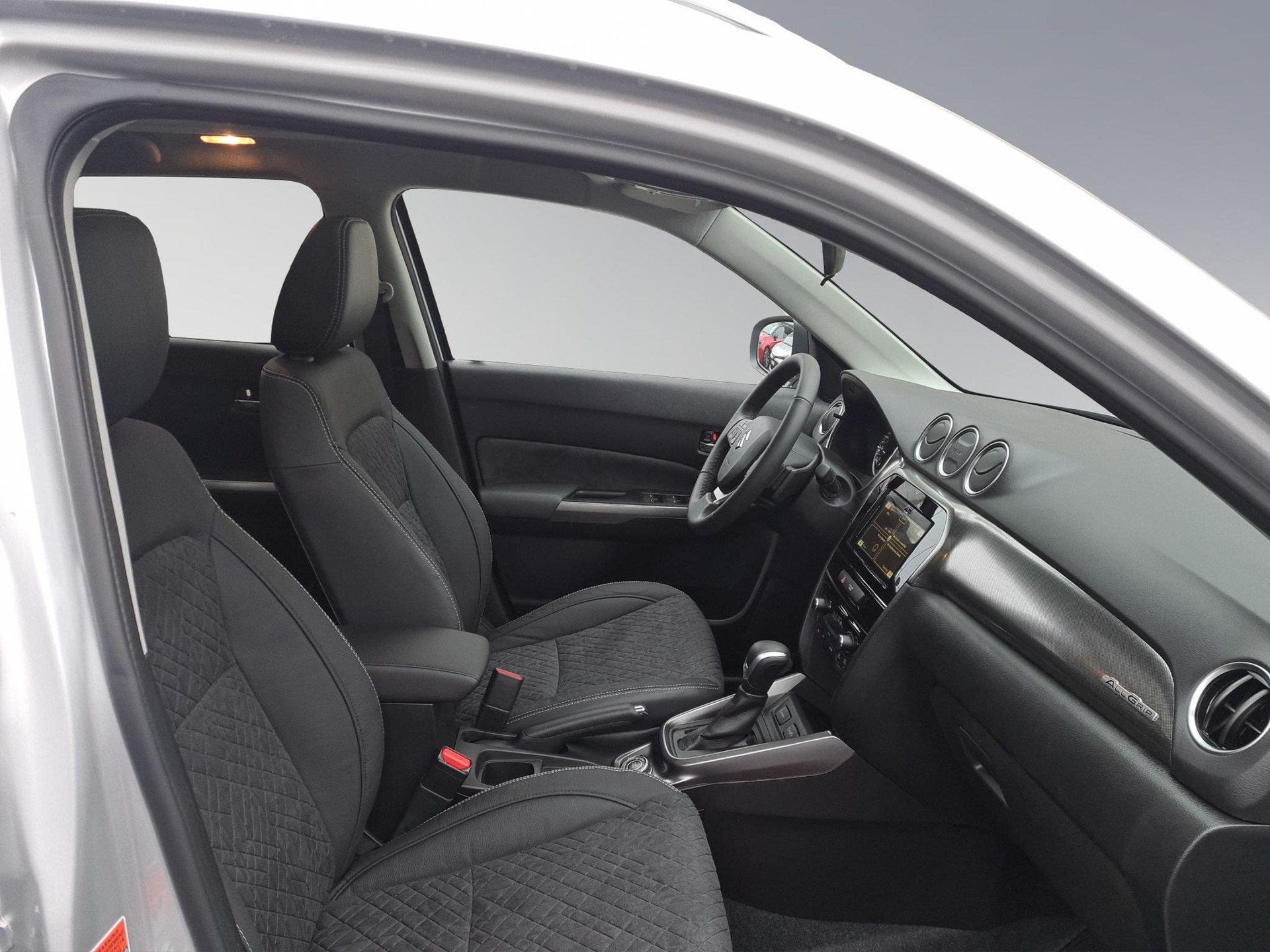 SUZUKI Vitara 1.5 Top Hybrid Edition 35 4x4-image-14