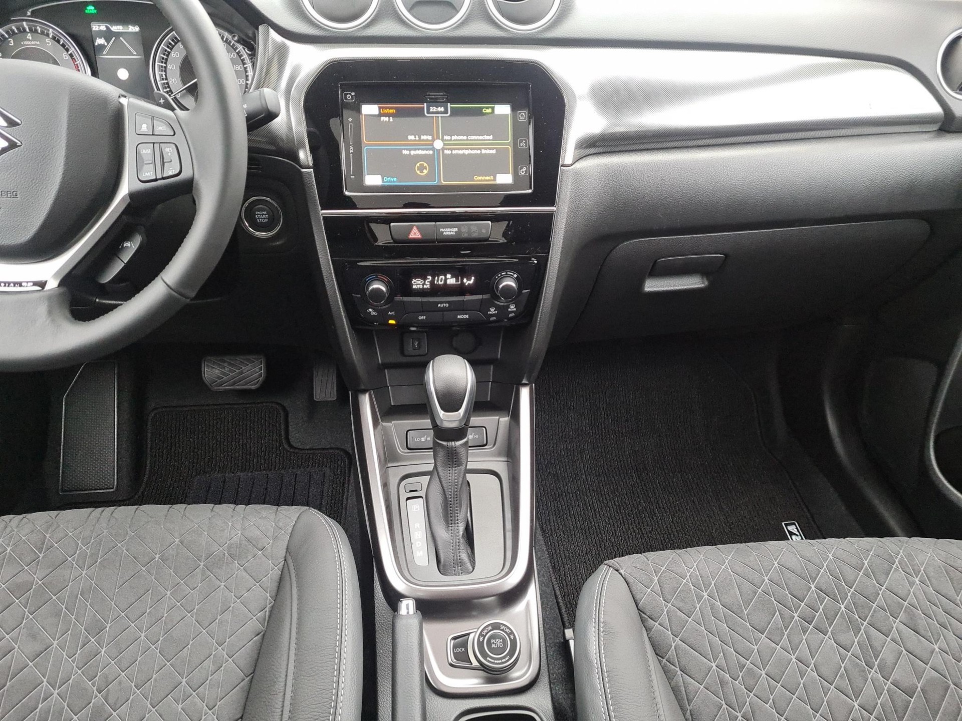SUZUKI Vitara 1.5 Top Hybrid Edition 35 4x4-image-13