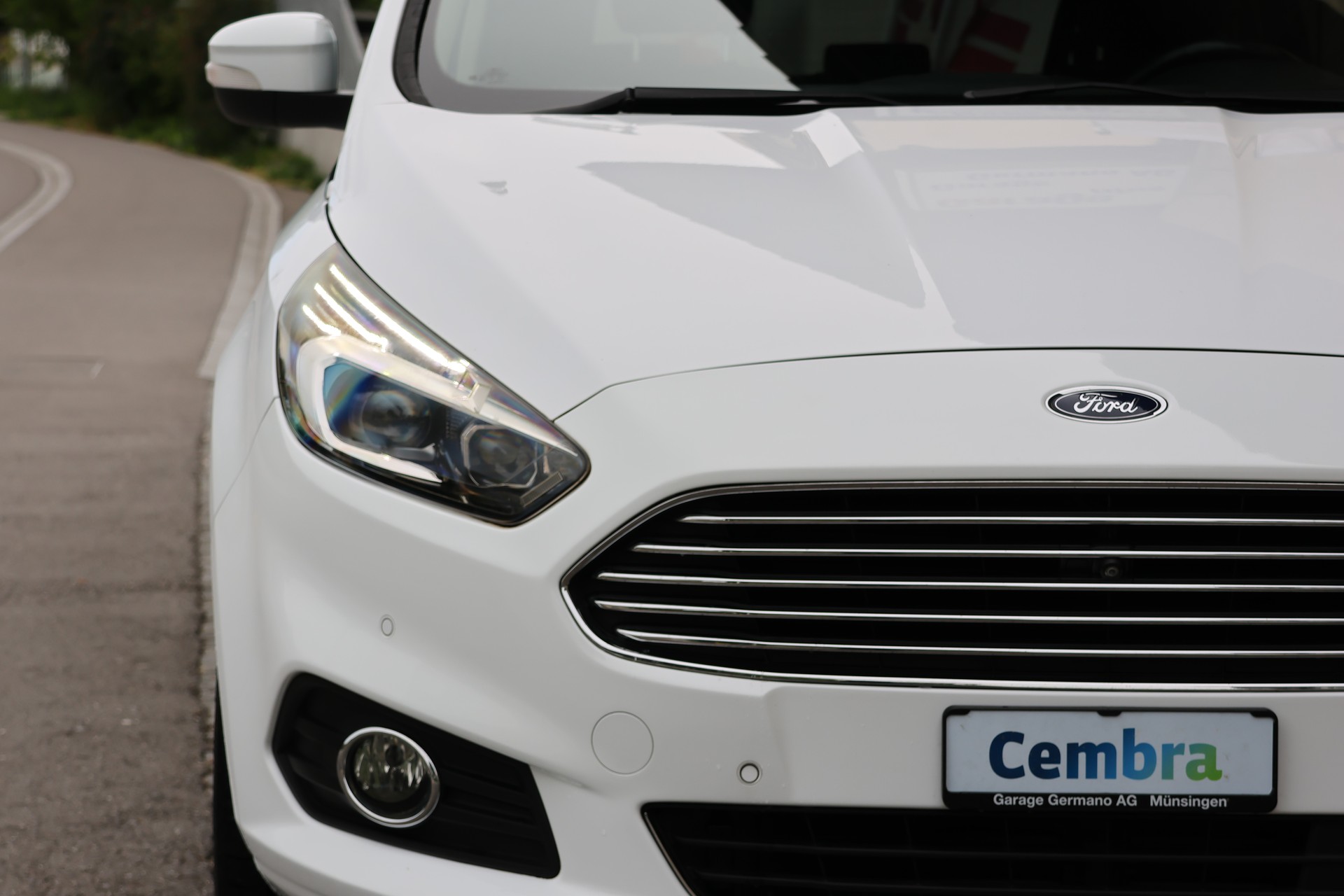 FORD S-Max 2.0 TDCi ST-Line AWD PowerShift 7 Plätzer mit AHK-image-2