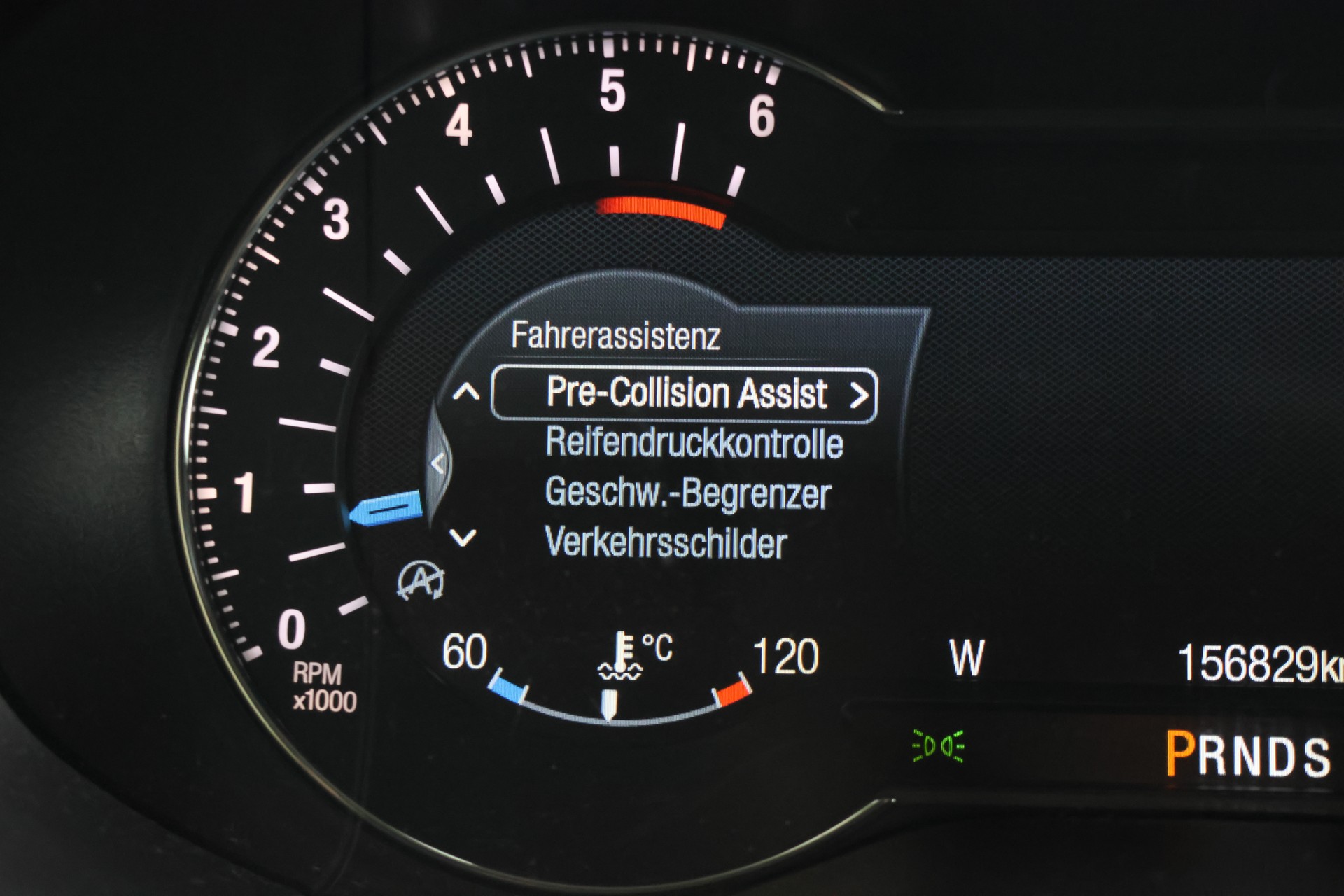 FORD S-Max 2.0 TDCi ST-Line AWD PowerShift 7 Plätzer mit AHK-image-27