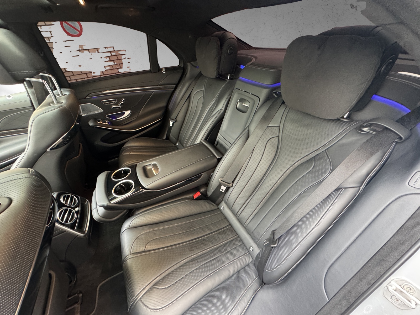MERCEDES-BENZ S 560 4Matic 9G-Tronic-image-14