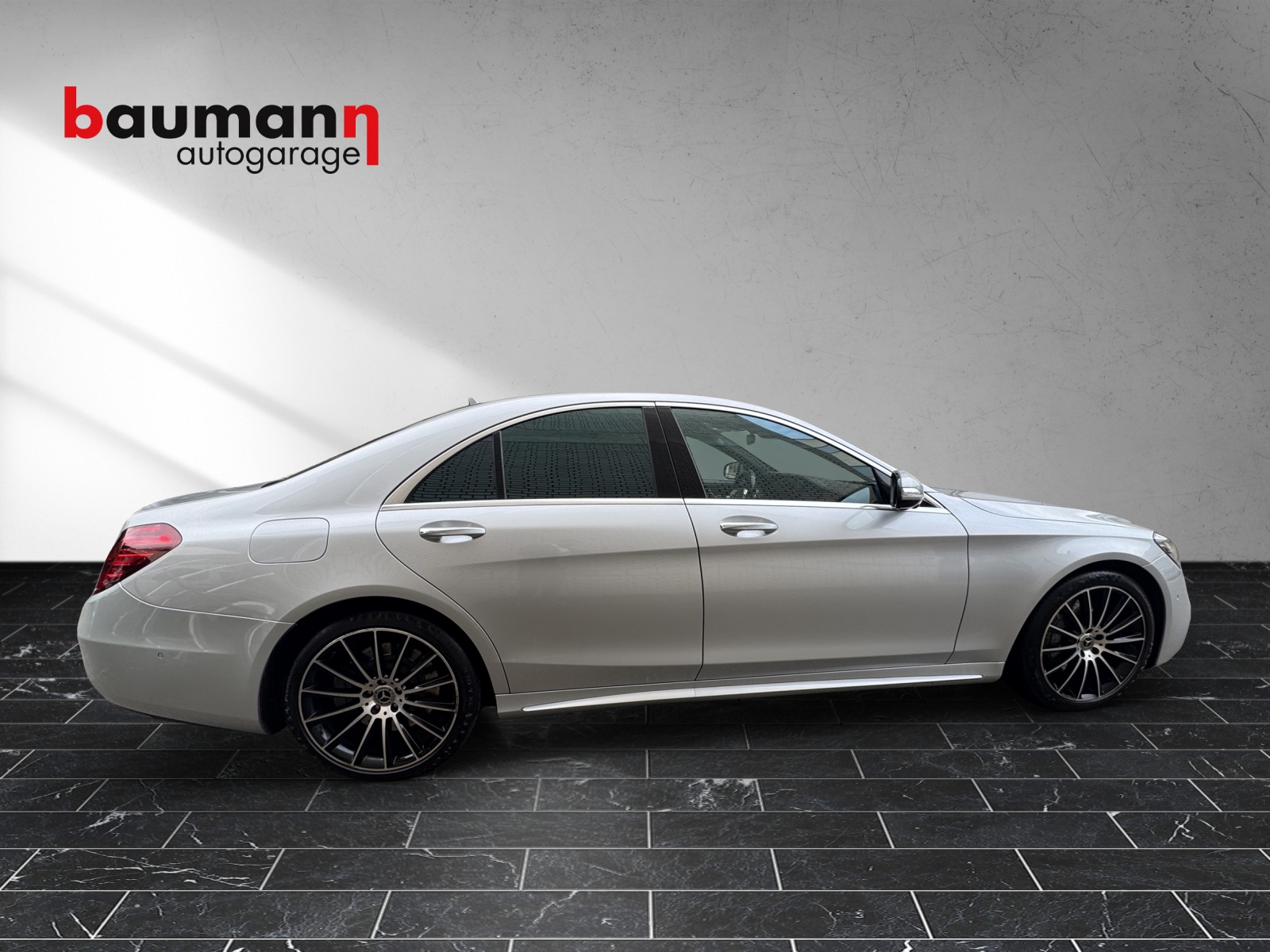 MERCEDES-BENZ S 560 4Matic 9G-Tronic-image-5