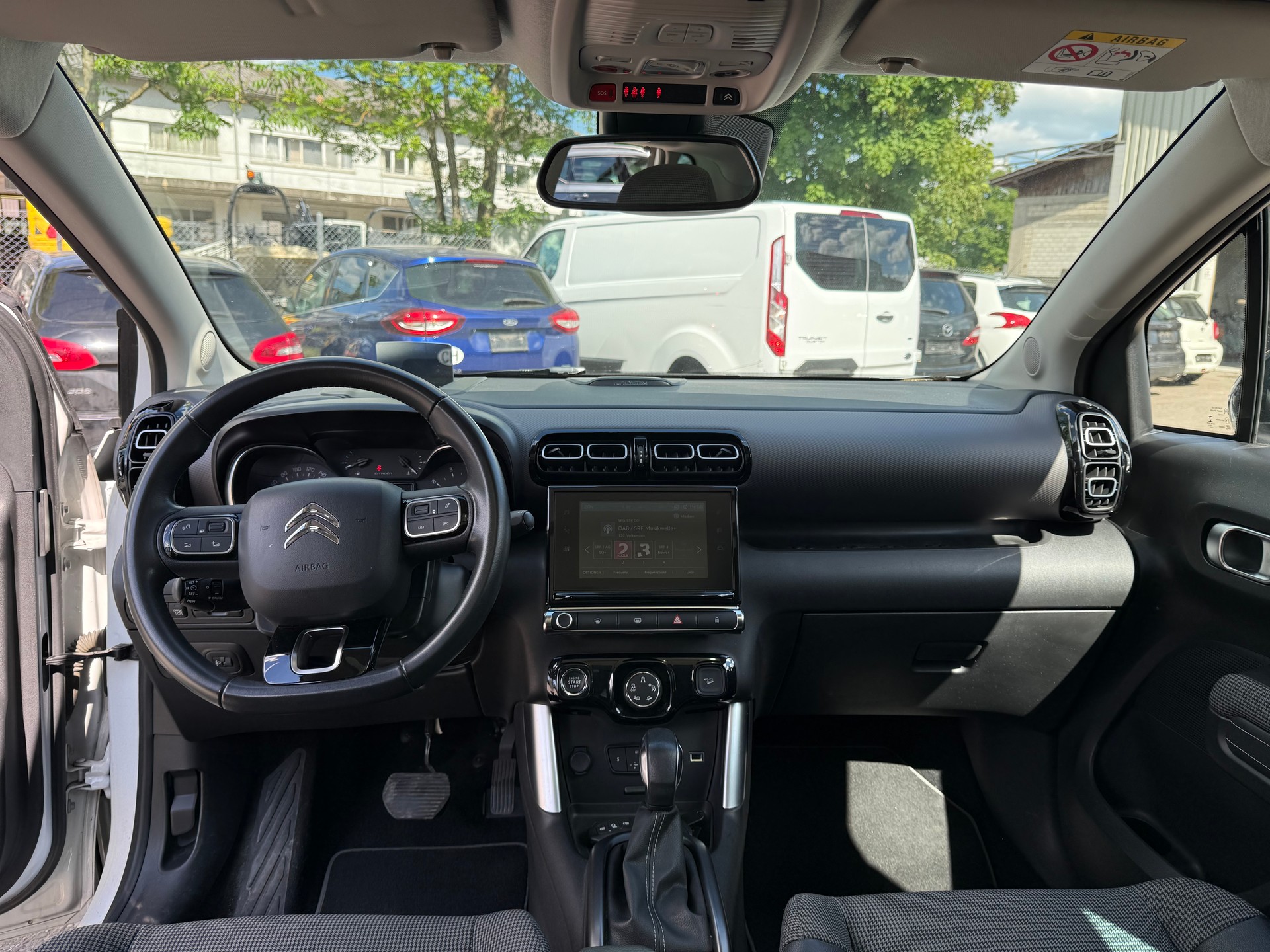 CITROEN C3 Aircross 1.2i PureTech Shine EAT-image-7