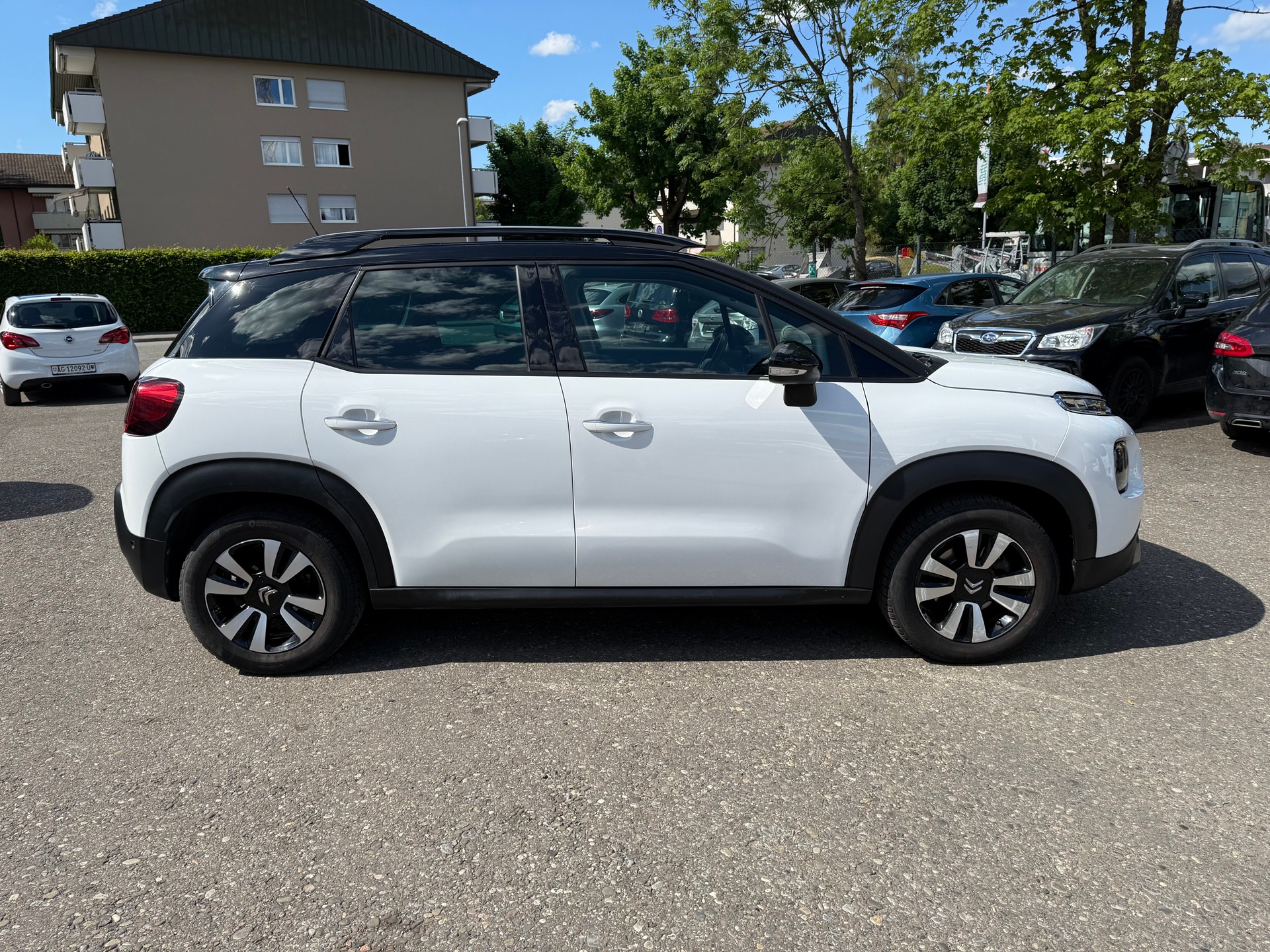 CITROEN C3 Aircross 1.2i PureTech Shine EAT-showroom-element-2