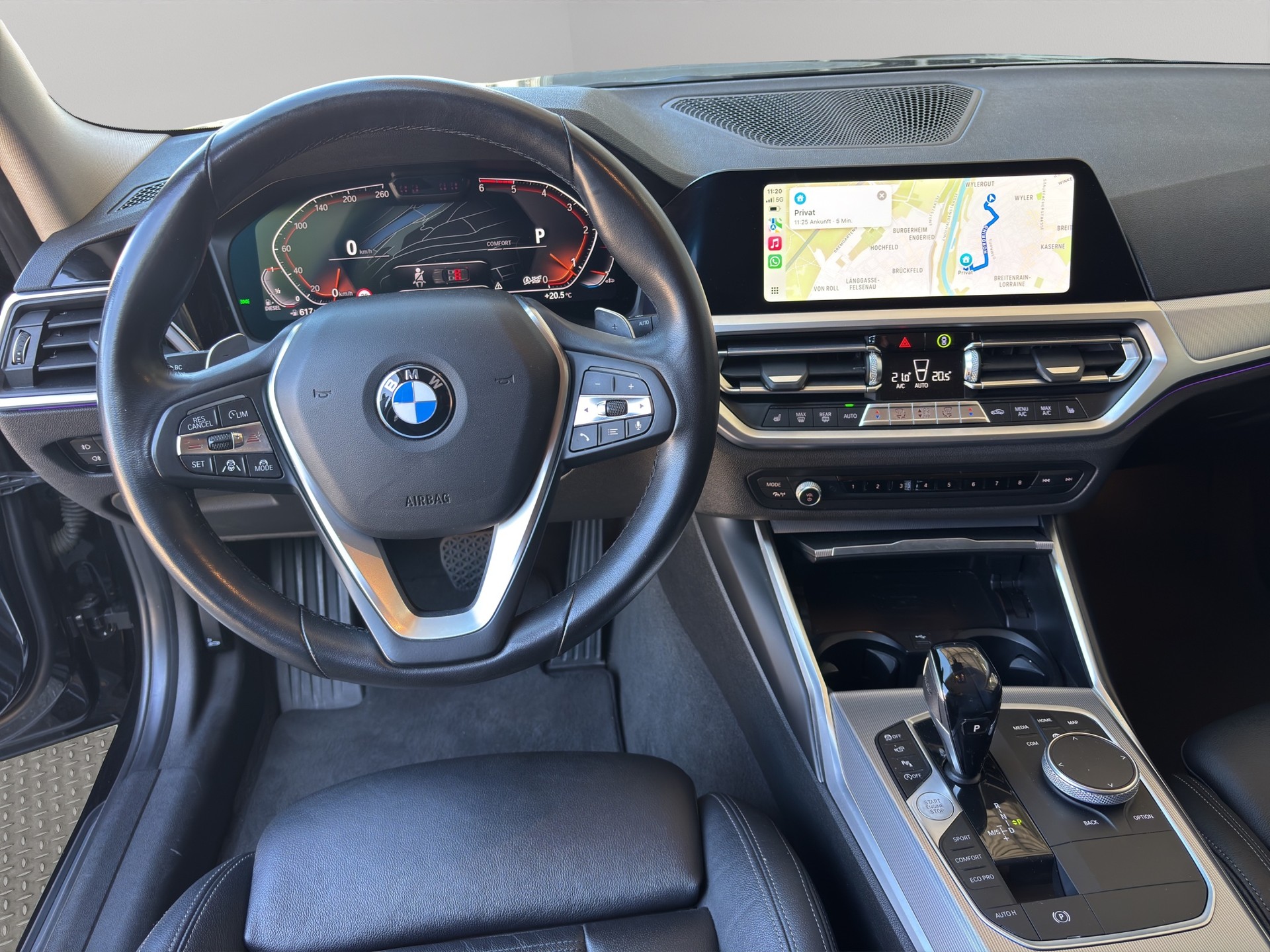 BMW 320d xDrive Touring Luxury Line Steptronic-image-10