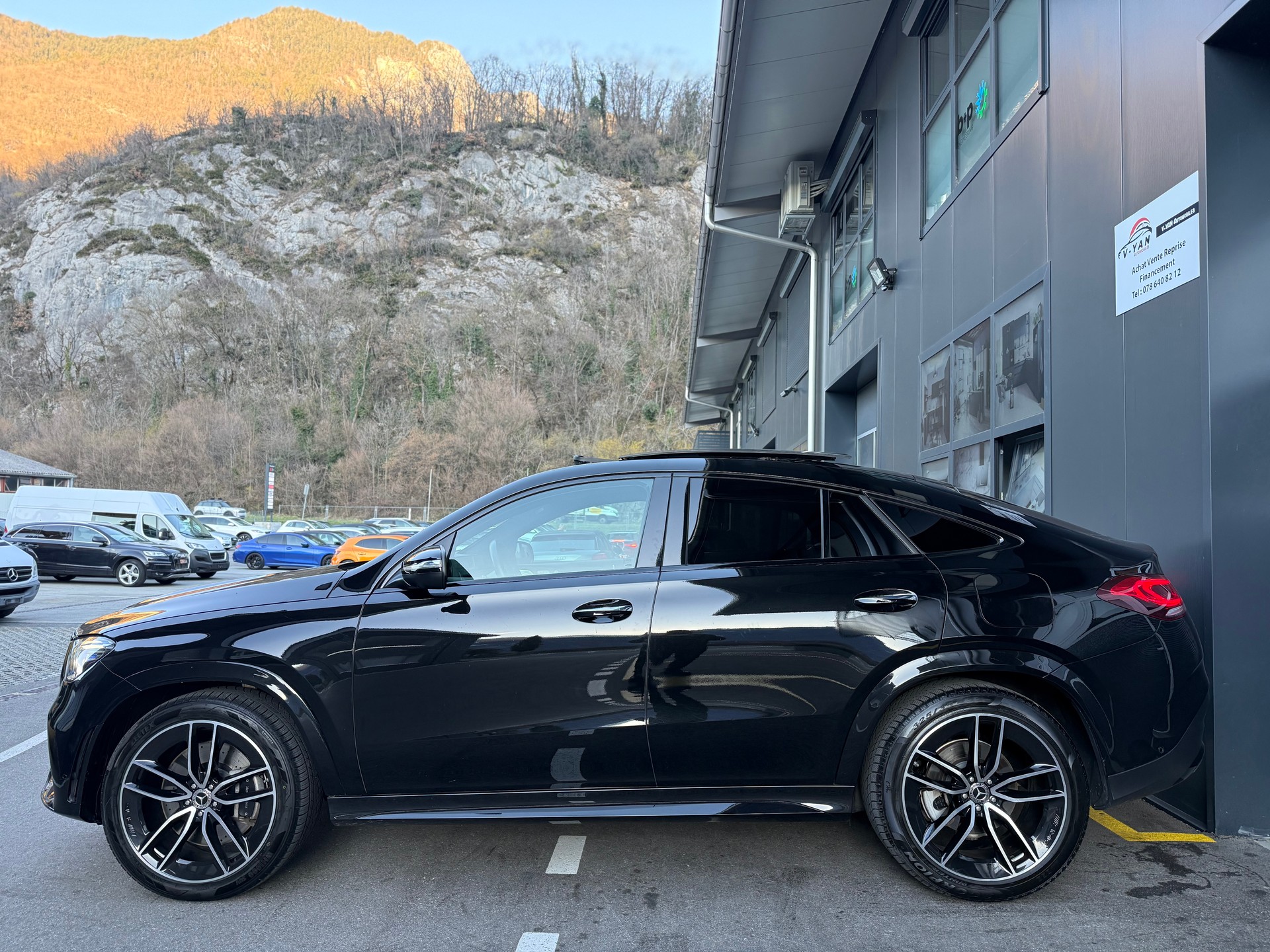 MERCEDES-BENZ GLE Coupé 350 de Amg-Line 4Matic 9G-Tronic-image-2