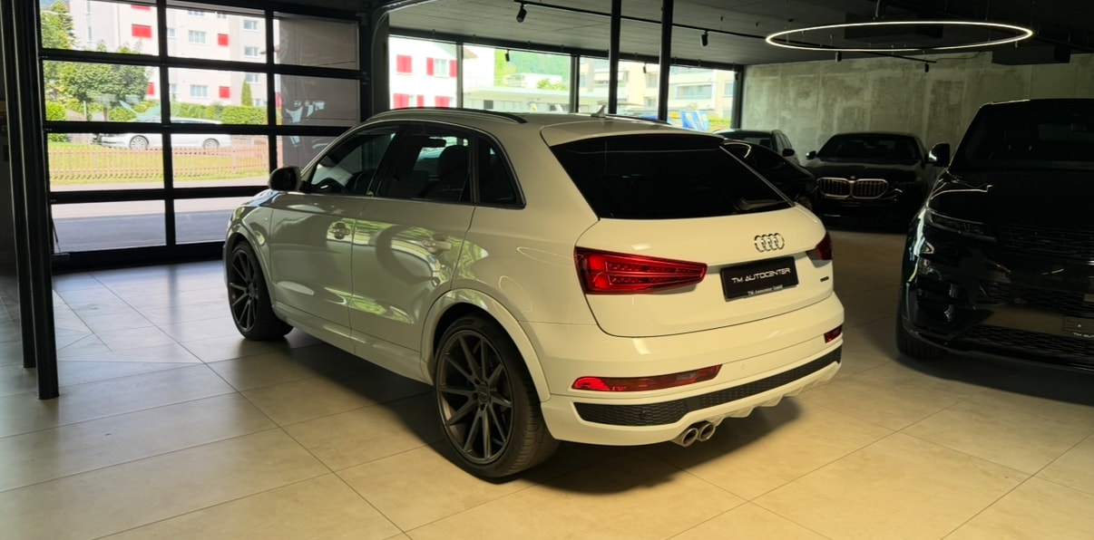 AUDI Q3 2.0 TDI sport quattro S-tronic-image-2