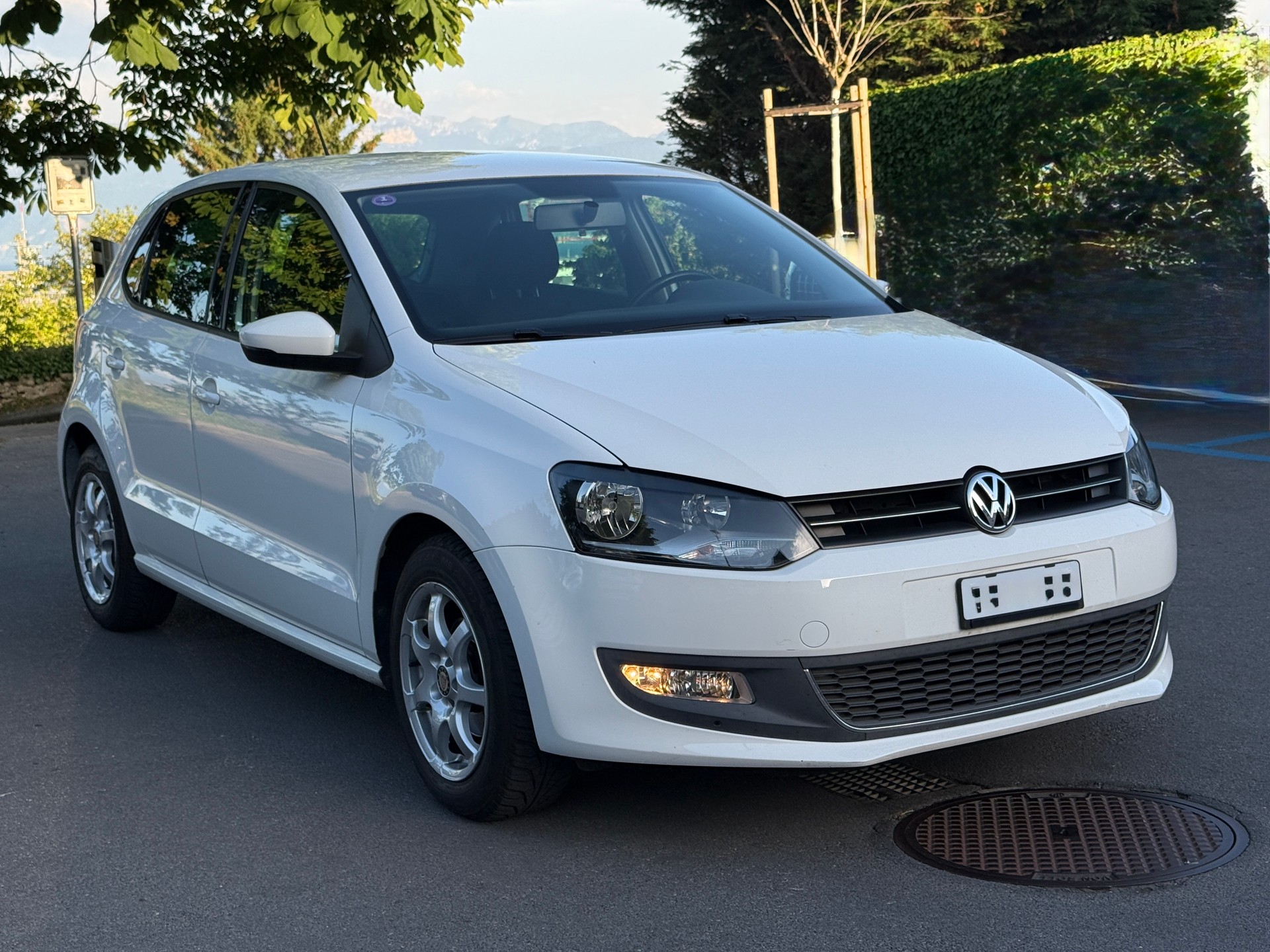 VW Polo 1.4 16V Highline DSG - Automatique - Kit Courroie de Distribution + Pompe à eau Faite à 121’810 Km - Expertisé : 03.03.2025-showroom-element-2