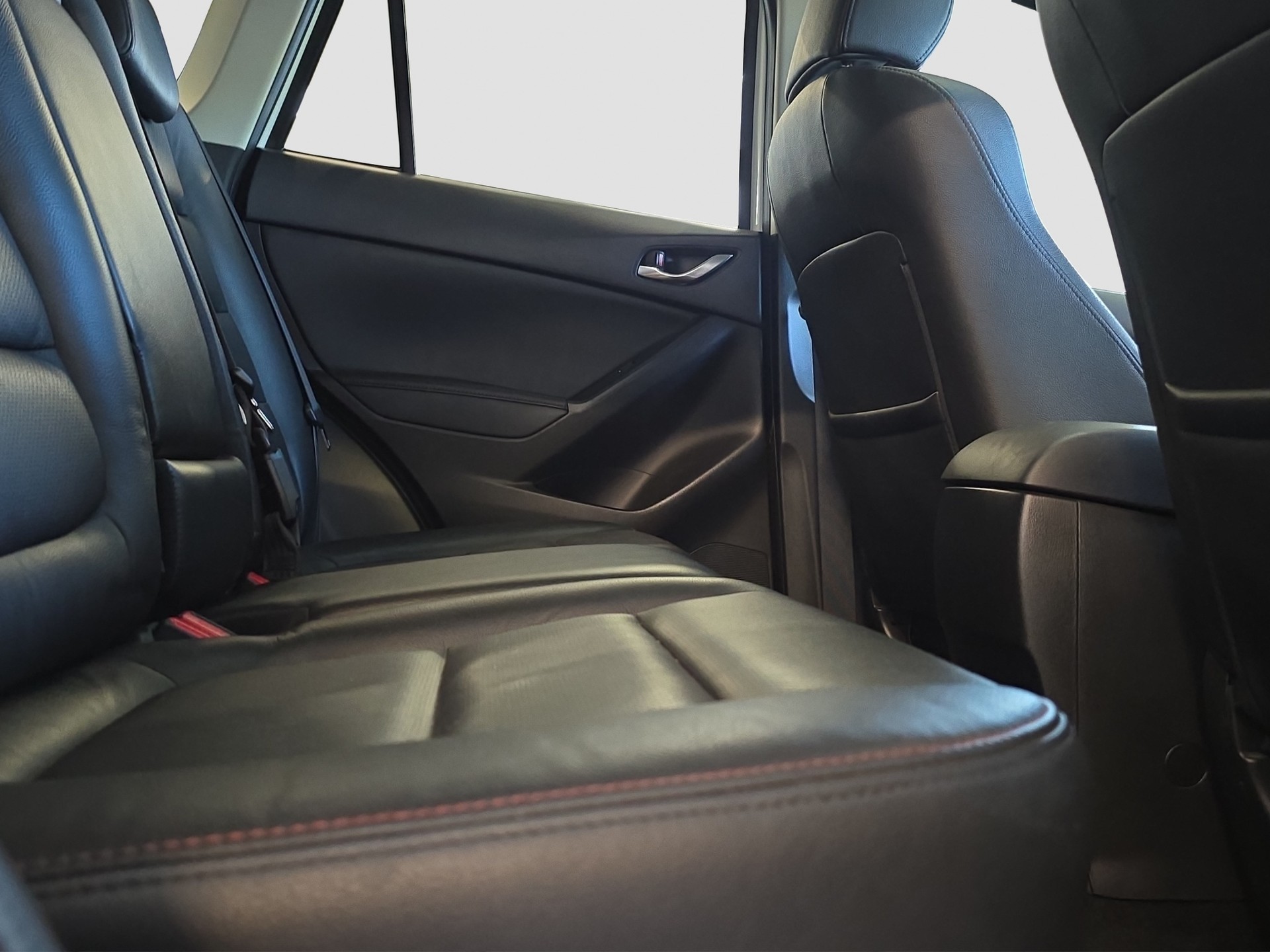 MAZDA CX-5 2.2 D HP Revolution AWD Automatic-image-15