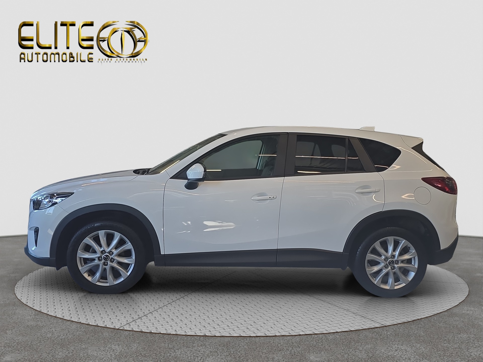 MAZDA CX-5 2.2 D HP Revolution AWD Automatic-image-4