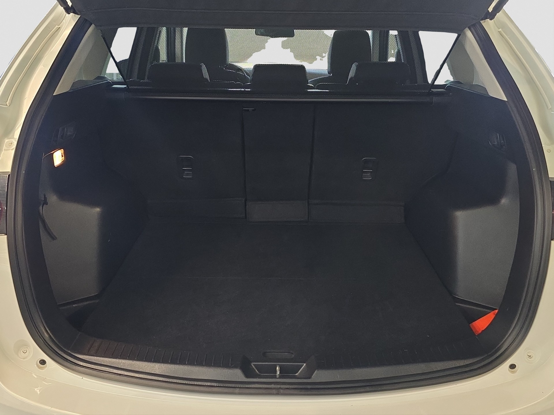 MAZDA CX-5 2.2 D HP Revolution AWD Automatic-image-8