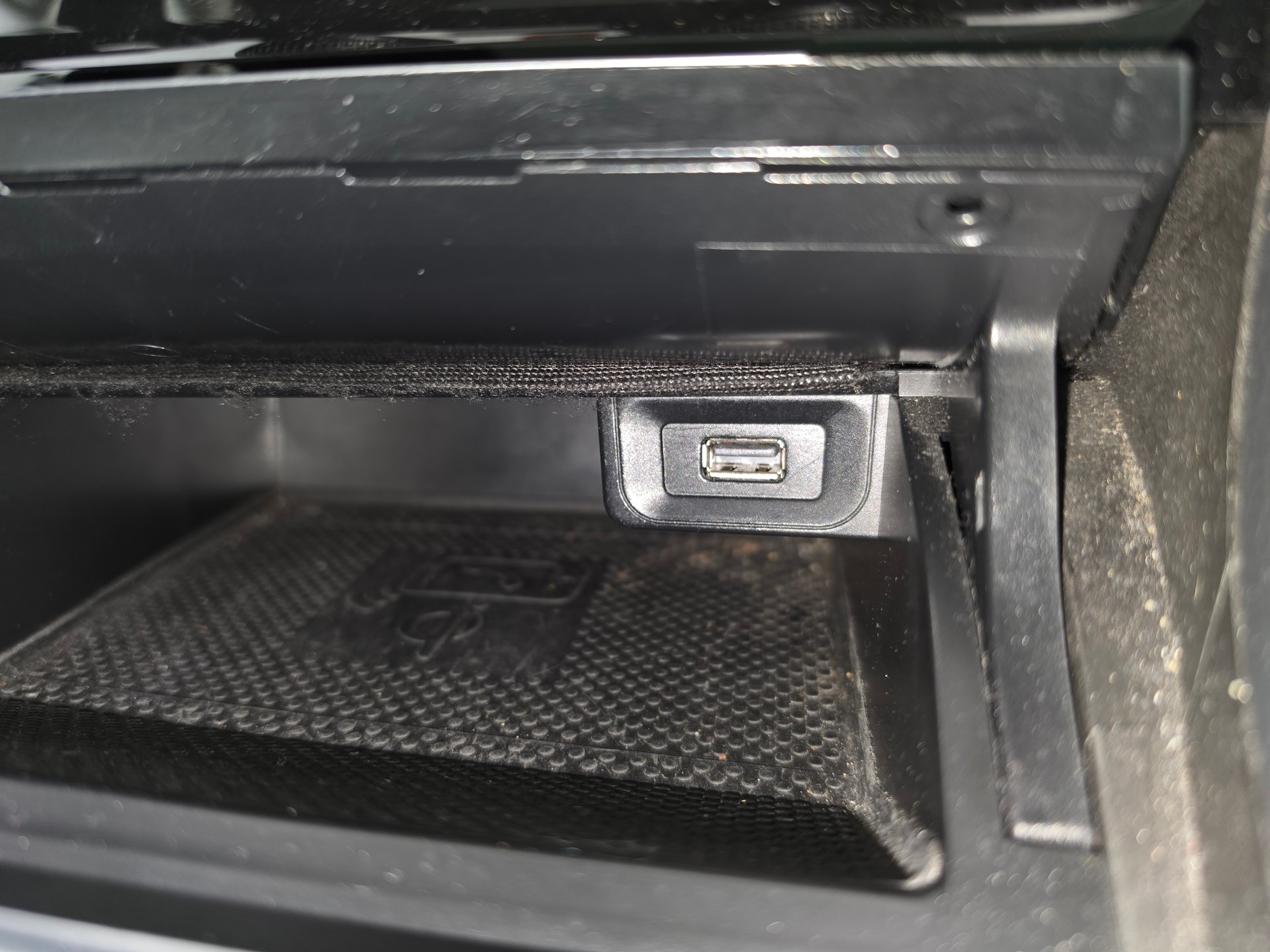 VW Golf 2.0 TSI R 4Motion DSG AKRAPOVIC EDITION-image-13