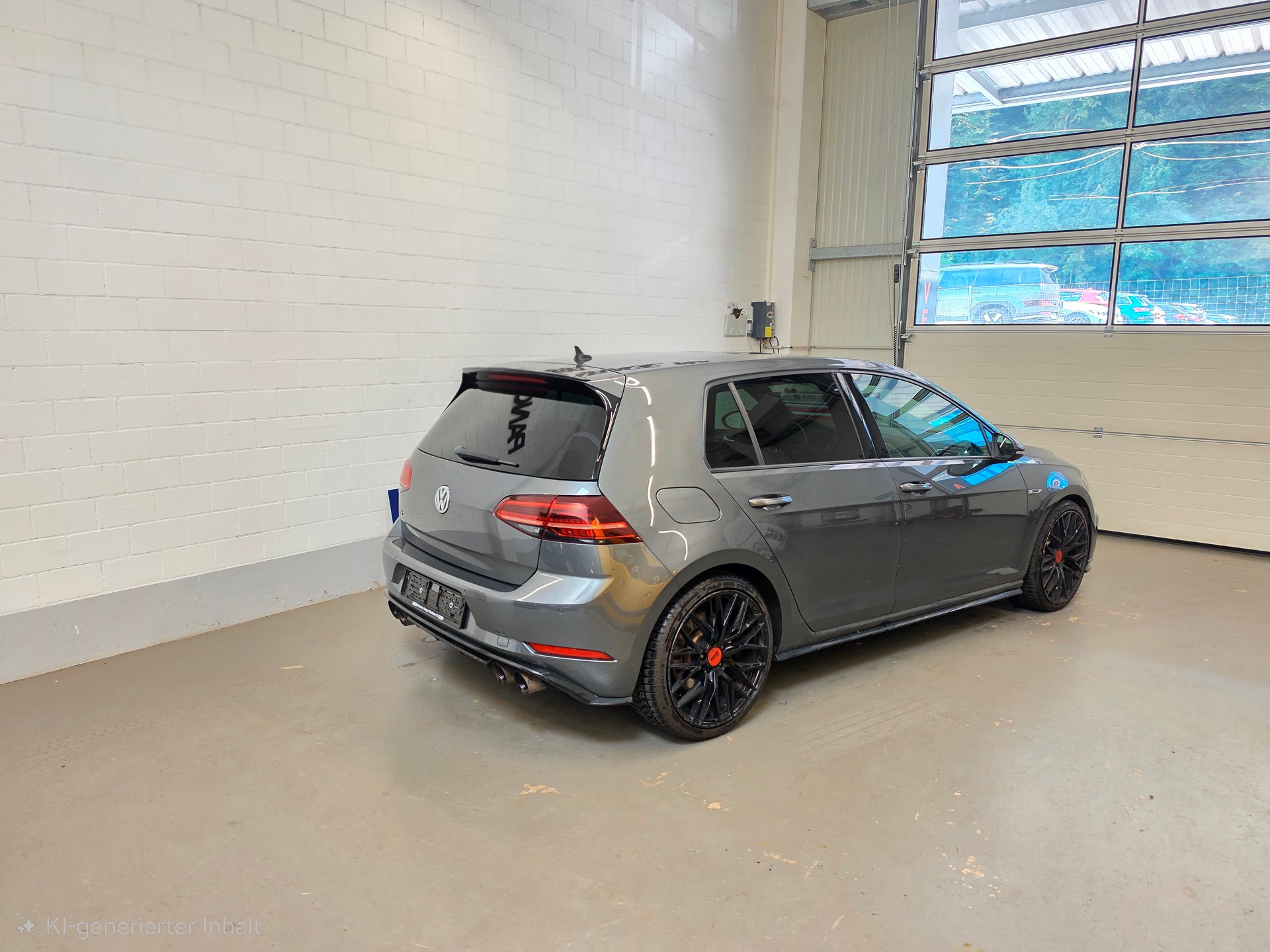 VW Golf 2.0 TSI R 4Motion DSG AKRAPOVIC EDITION-showroom-element-2